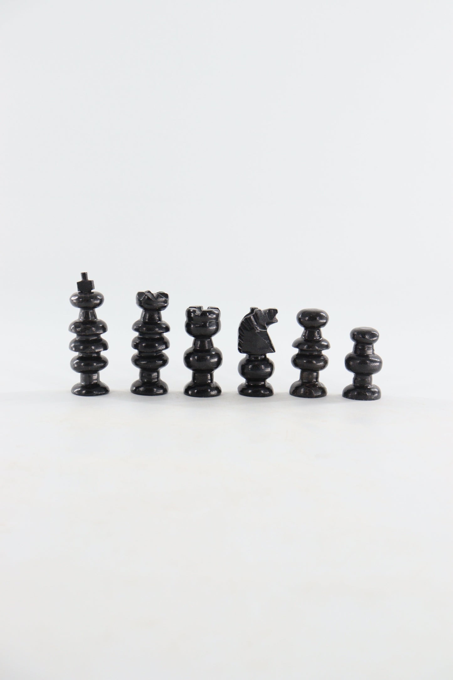 Onyx and Marble Black and Beige Chess Set (Large)