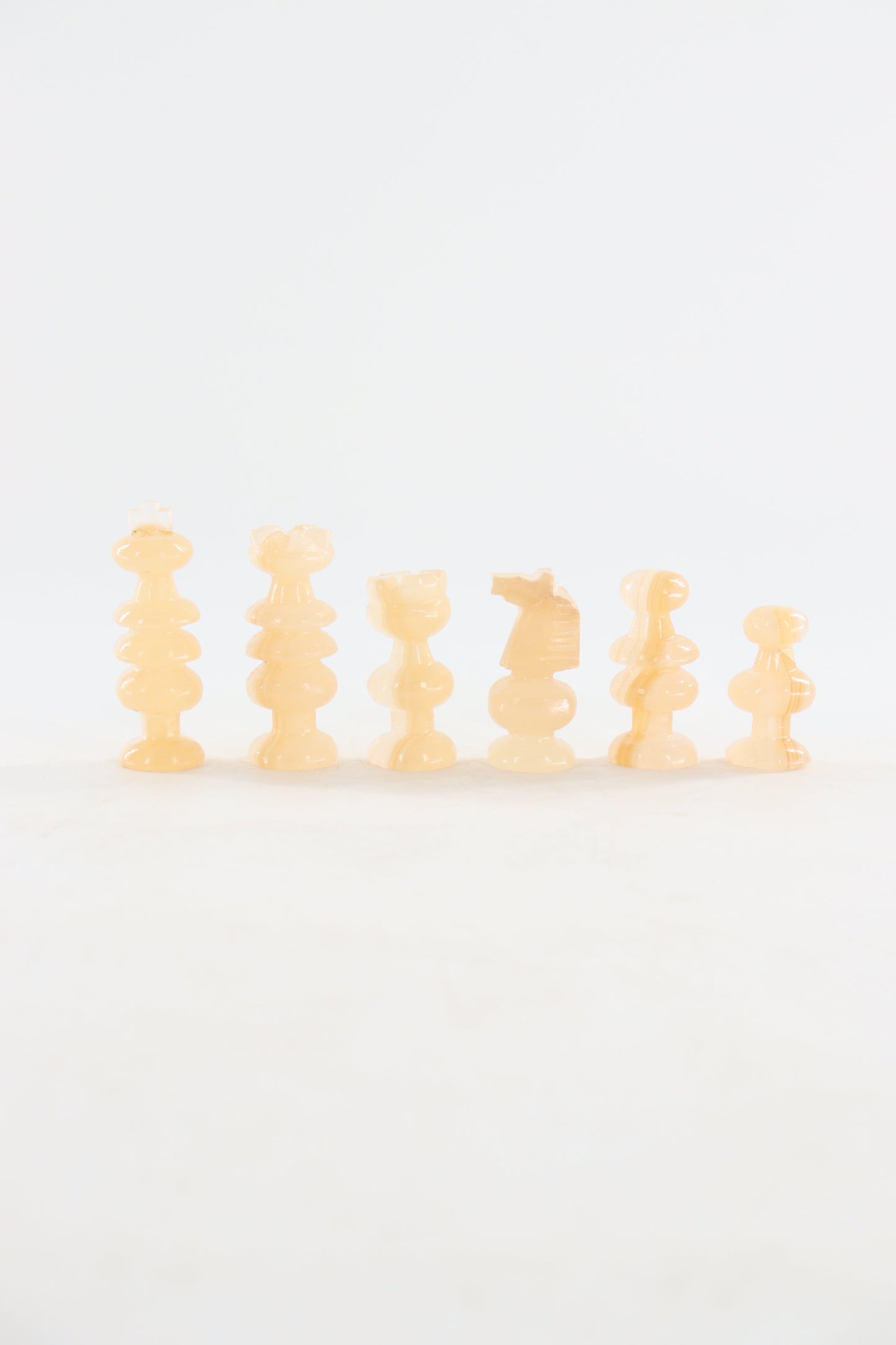 Marble and Onyx Black and Yellow Chess Set (Large)