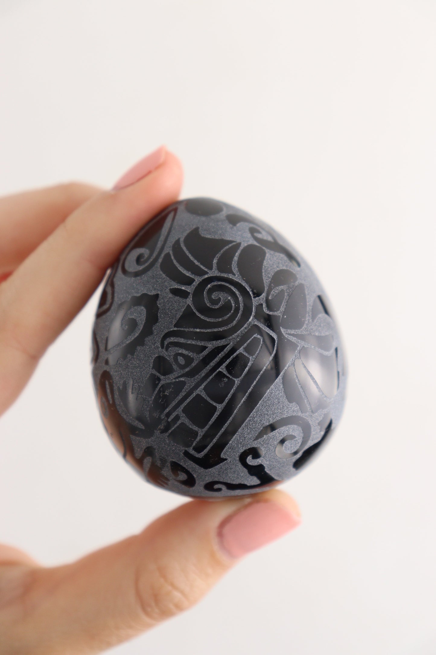 Obsidian Eggs - Expert Supplier of Wholesale Crystals & Bulk Gemstones