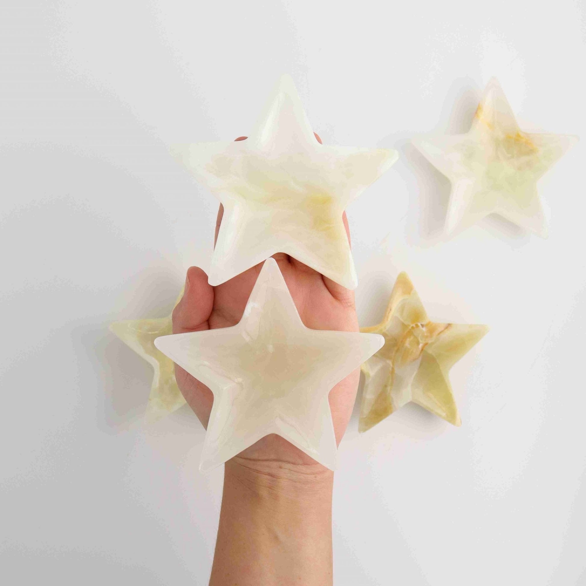 ONE Onyx Star dish - Expert Vendor of Wholesale Crystals