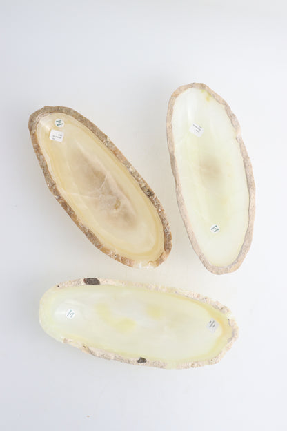 Onyx Banana Bowls - Expert Wholesale and Supplier of Wholesale Crystals & Bulk Gemstones, ["banana bowl","Bowls","Mexico","onyx"]