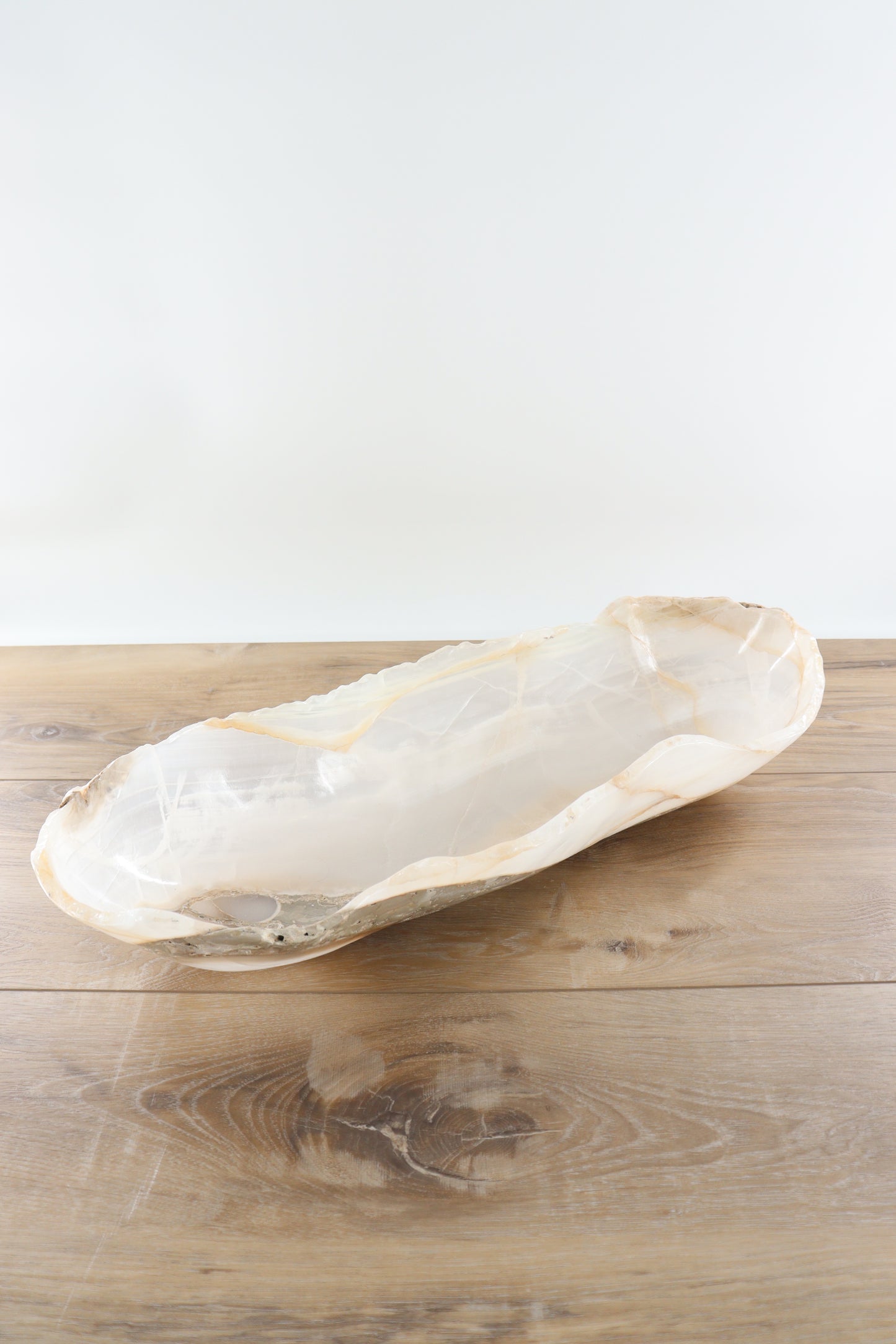 Onyx Bowl Canoe - Expert Supplier of Wholesale Crystals & Bulk Gemstones