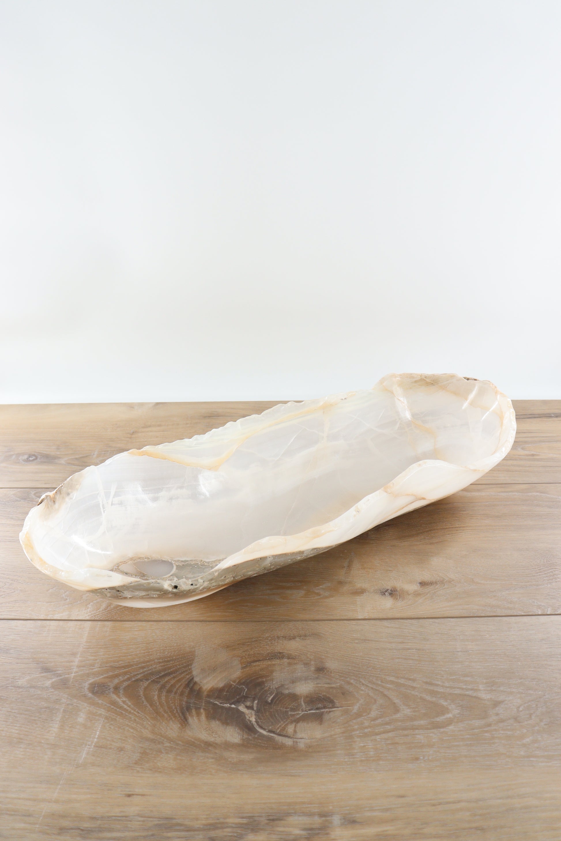 Onyx Bowl Canoe - Expert Supplier of Wholesale Crystals & Bulk Gemstones
