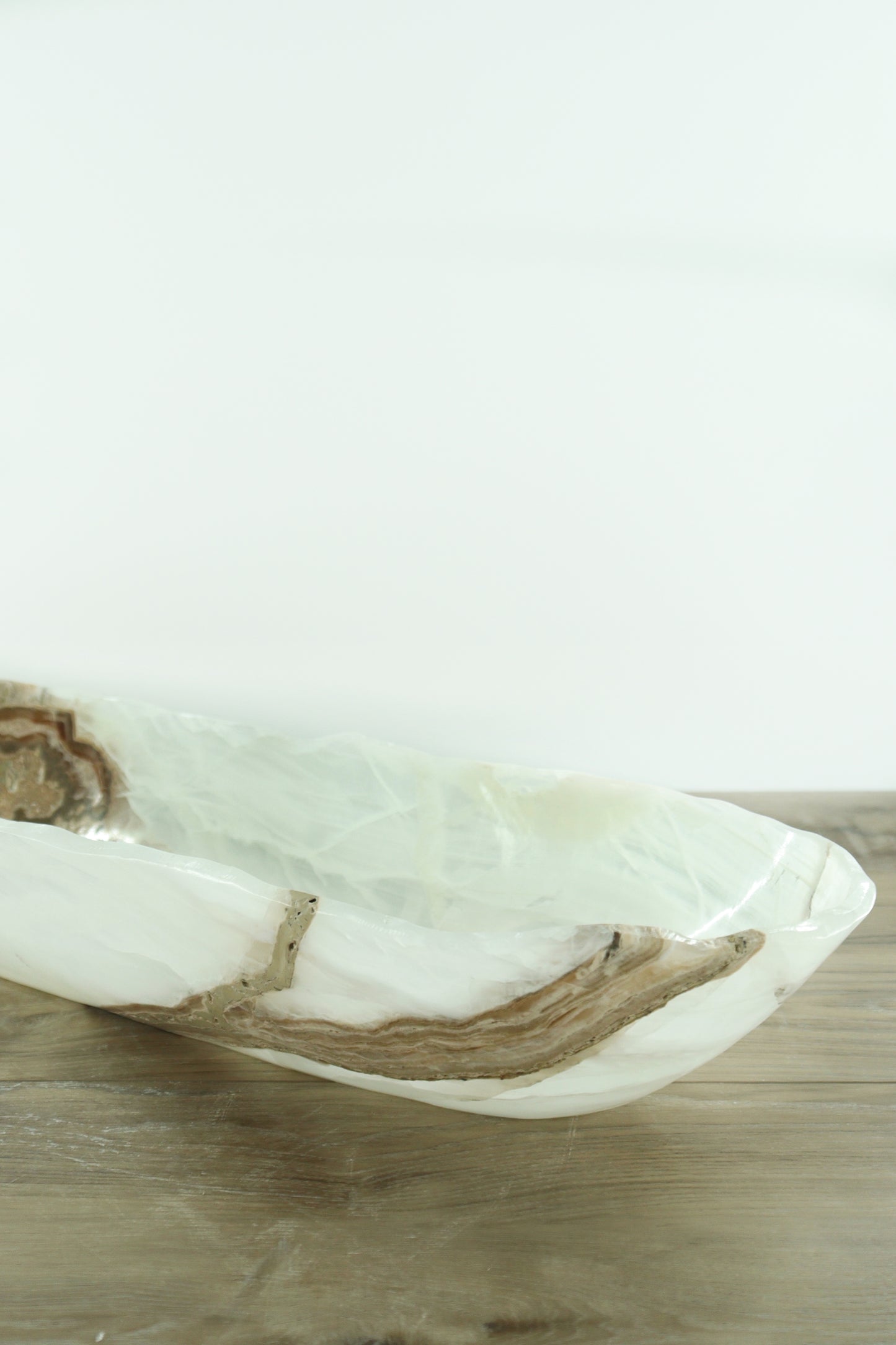 Onyx Bowl Canoe - Expert Supplier of Wholesale Crystals & Bulk Gemstones