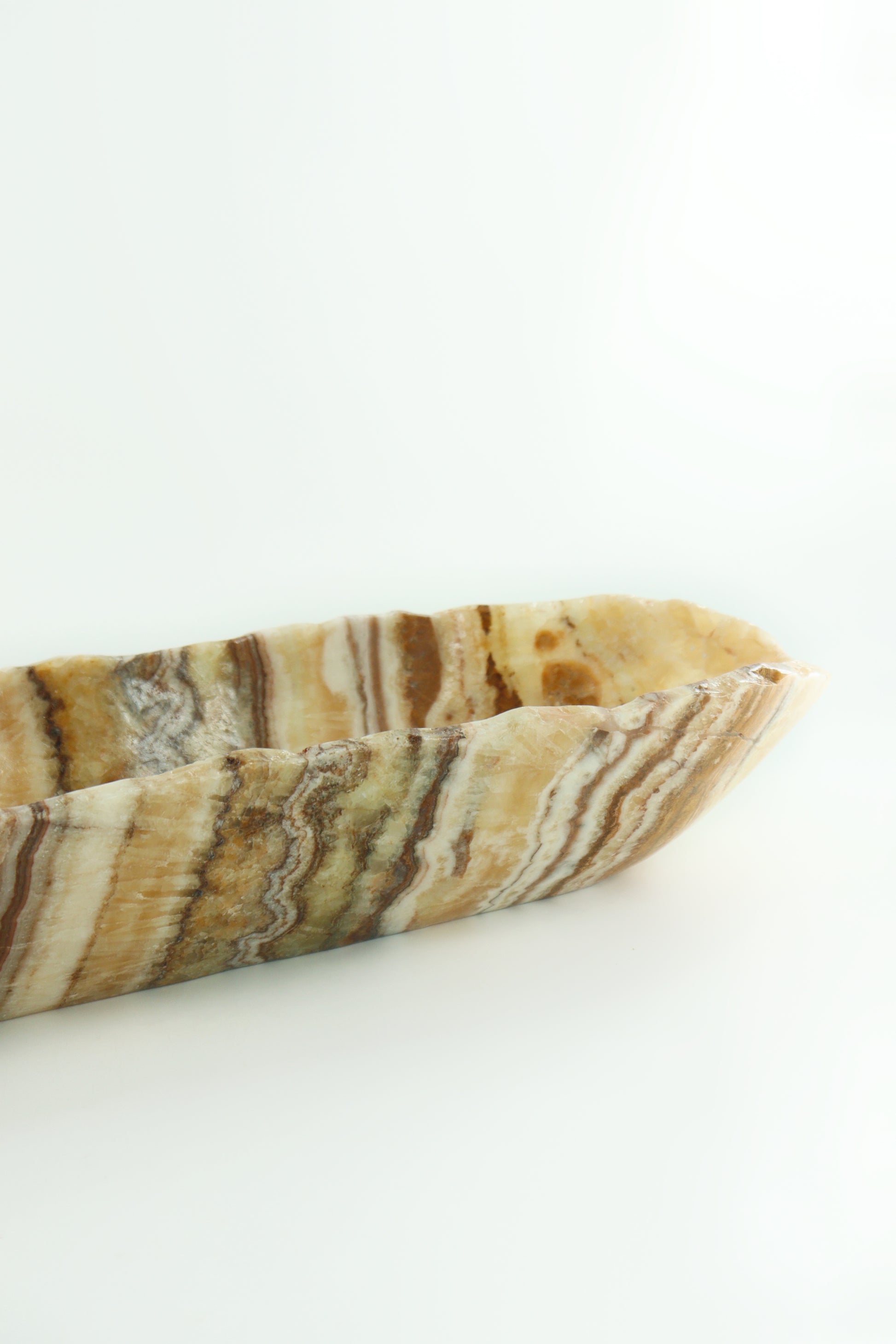 Onyx Bowl Canoe - Expert Supplier of Wholesale Crystals & Bulk Gemstones