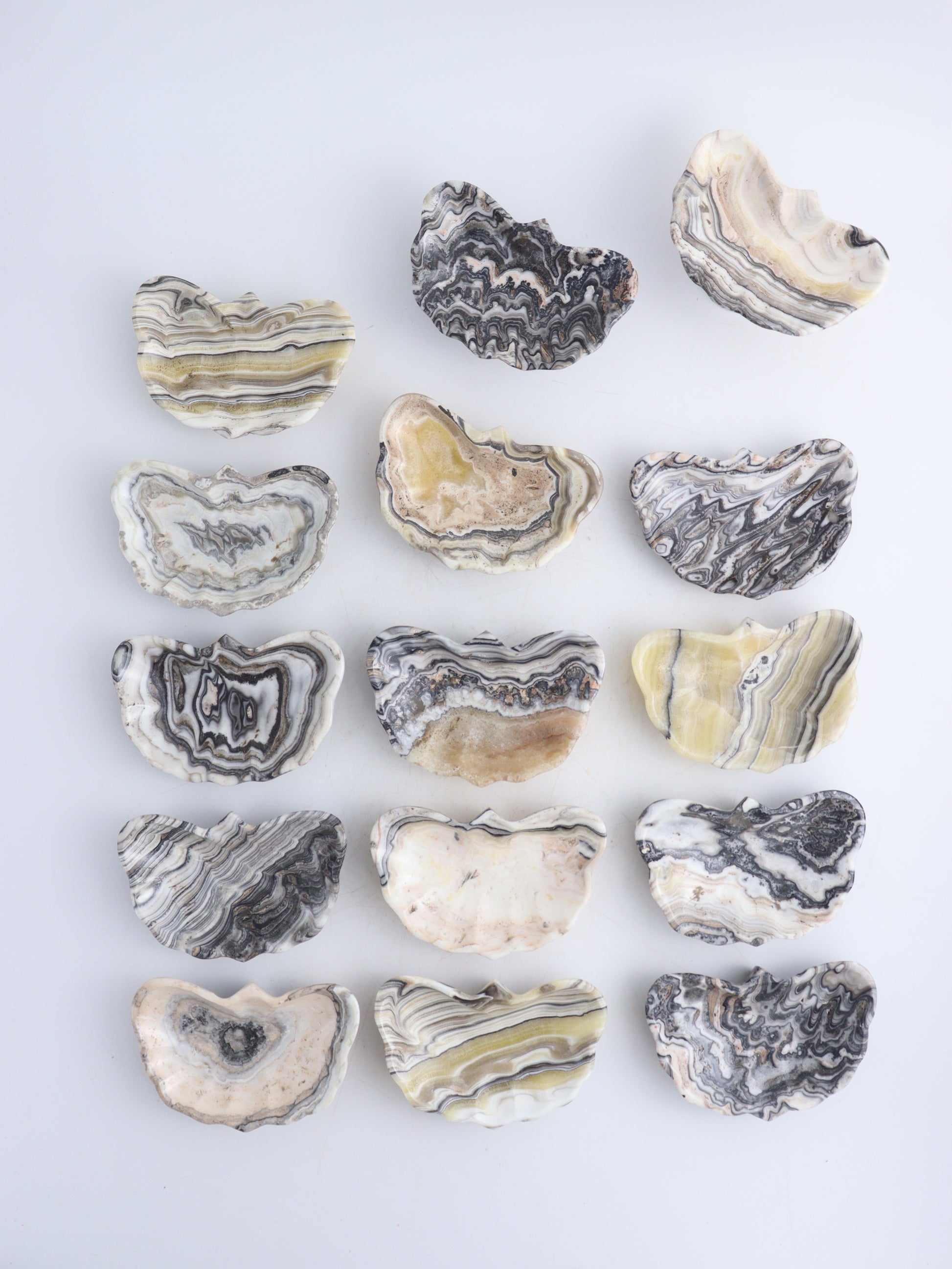 Onyx Butterfly Plates - Expert Wholesale and Supplier of Wholesale Crystals & Bulk Gemstones, ["Mexico","onyx","plate"]