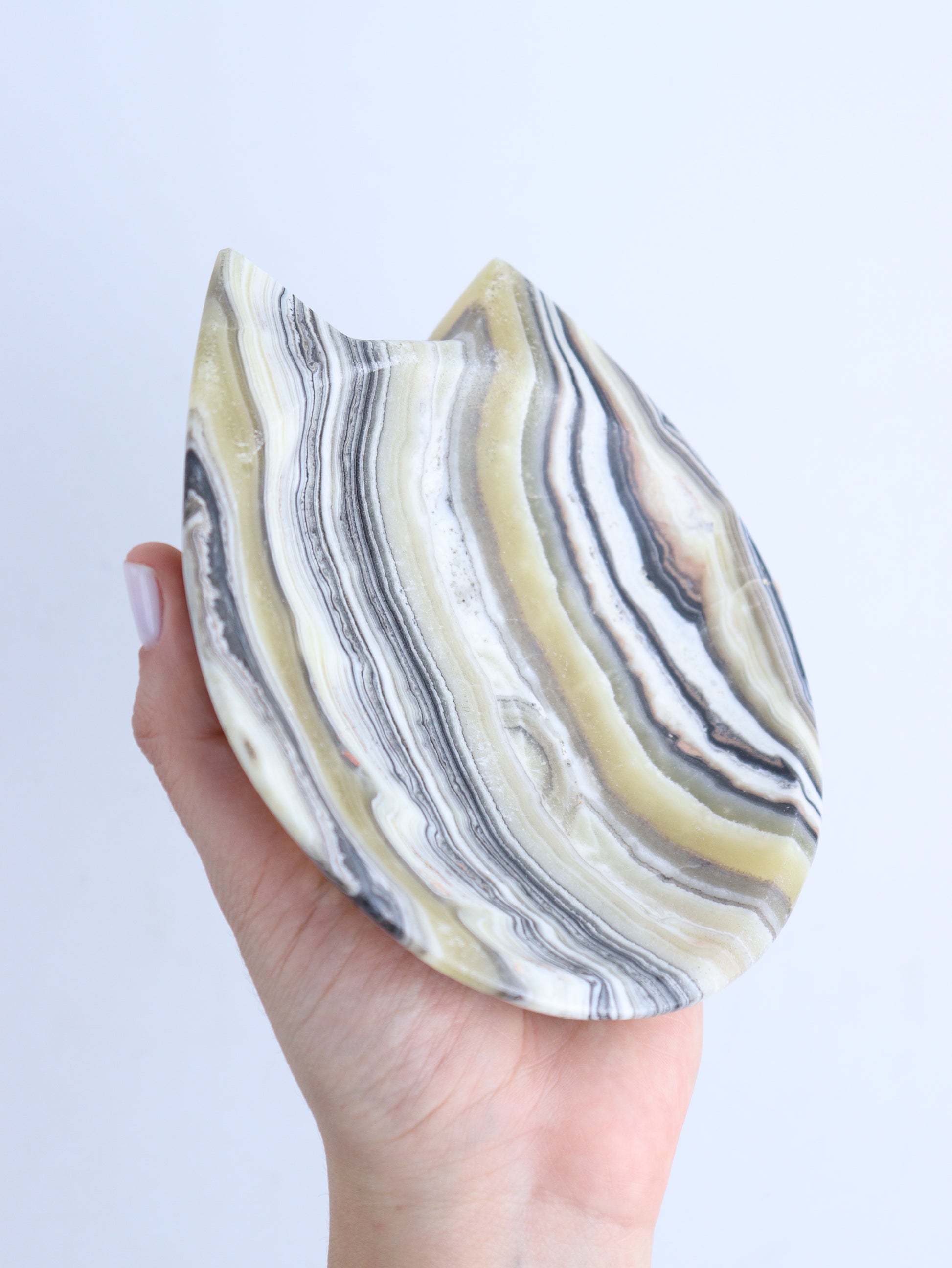 Onyx Cat Plates - Expert Wholesale and Supplier of Wholesale Crystals & Bulk Gemstones, ["Bowls","Mexico","onyx"]