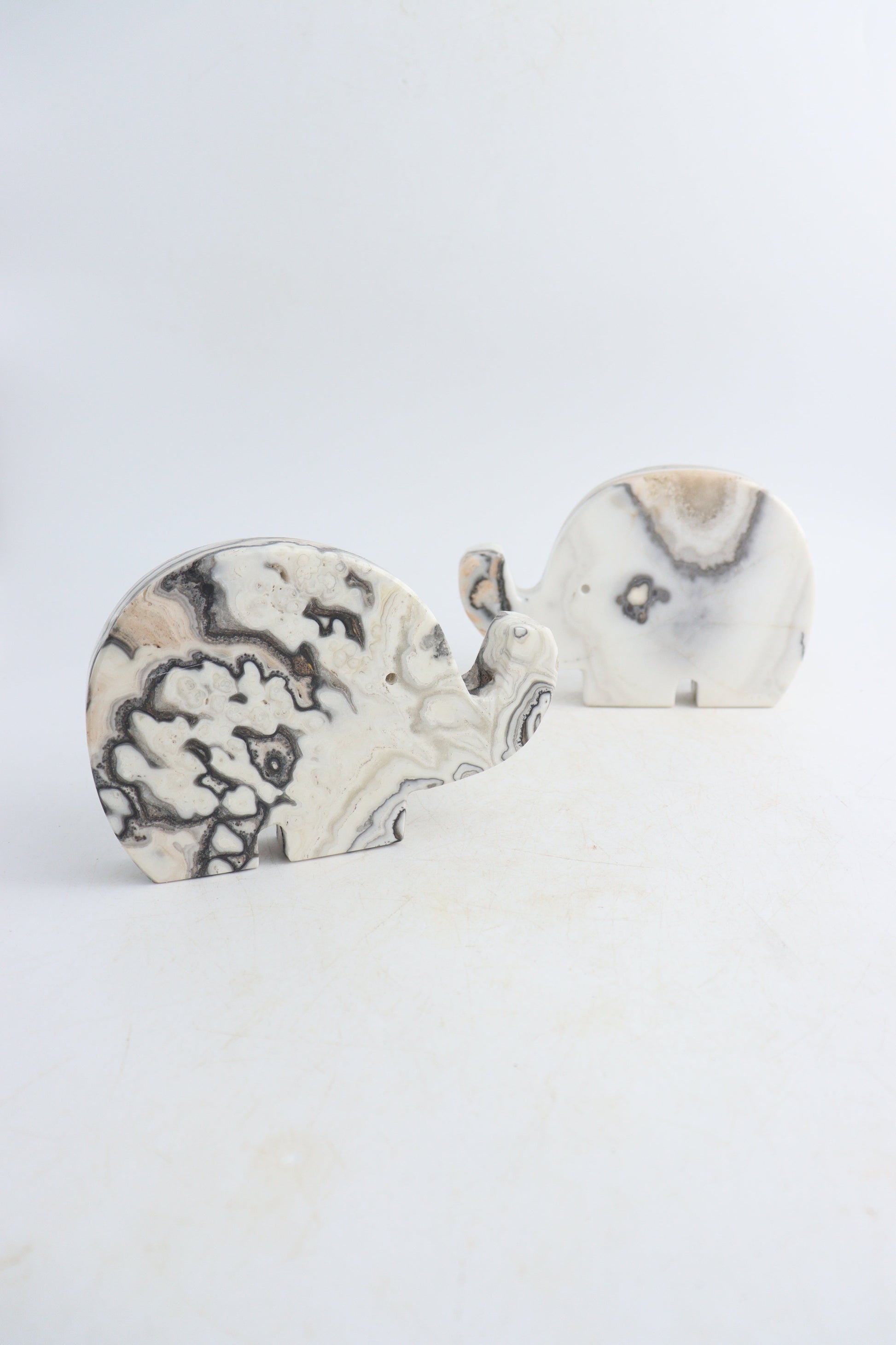 Onyx Elephants - Expert Wholesale and Supplier of Wholesale Crystals & Bulk Gemstones, ["Animal Carvings","Mexico","onyx"]