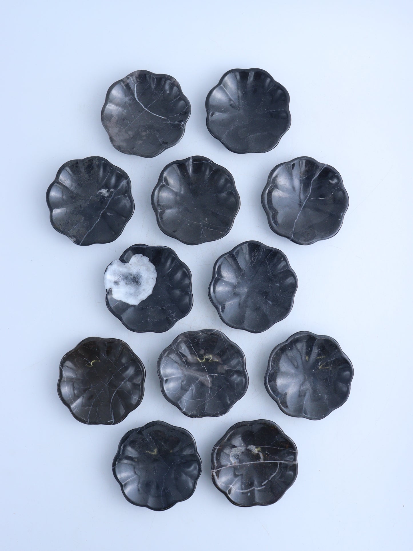 Onyx Flower Bowls - Expert Wholesale and Supplier of Wholesale Crystals & Bulk Gemstones, ["Bowls","Mexico","onyx"]
