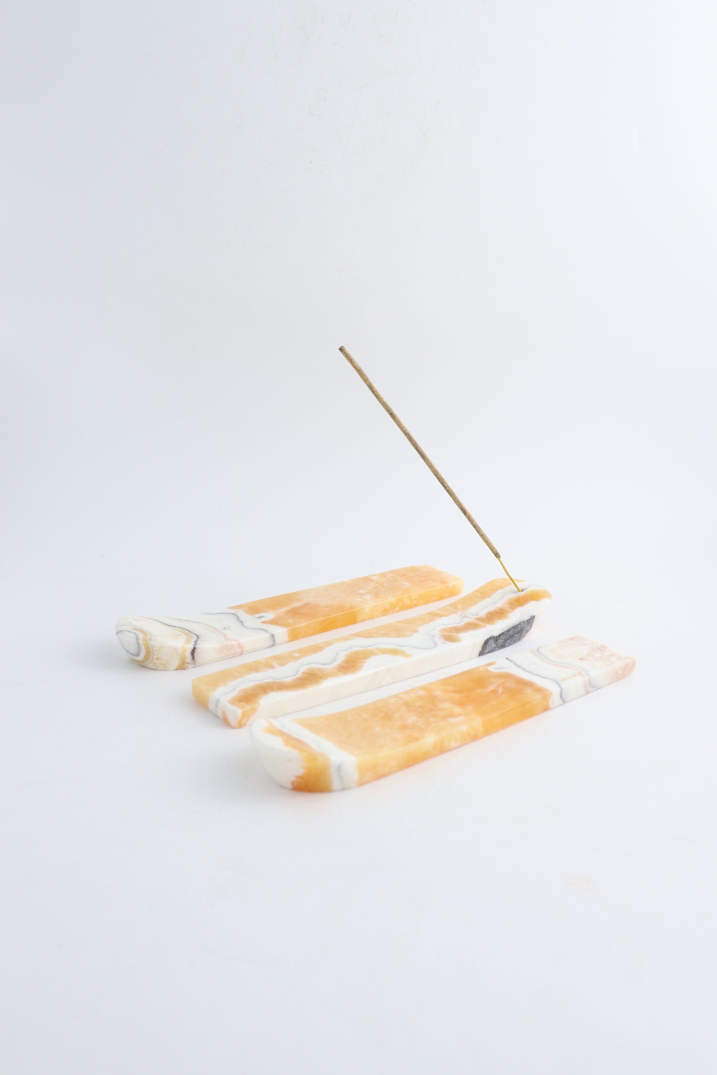 Onyx Incense Holders (8 Pieces) - Expert Wholesale and Supplier of Wholesale Crystals & Bulk Gemstones, ["Incense","Mexico","onyx"]