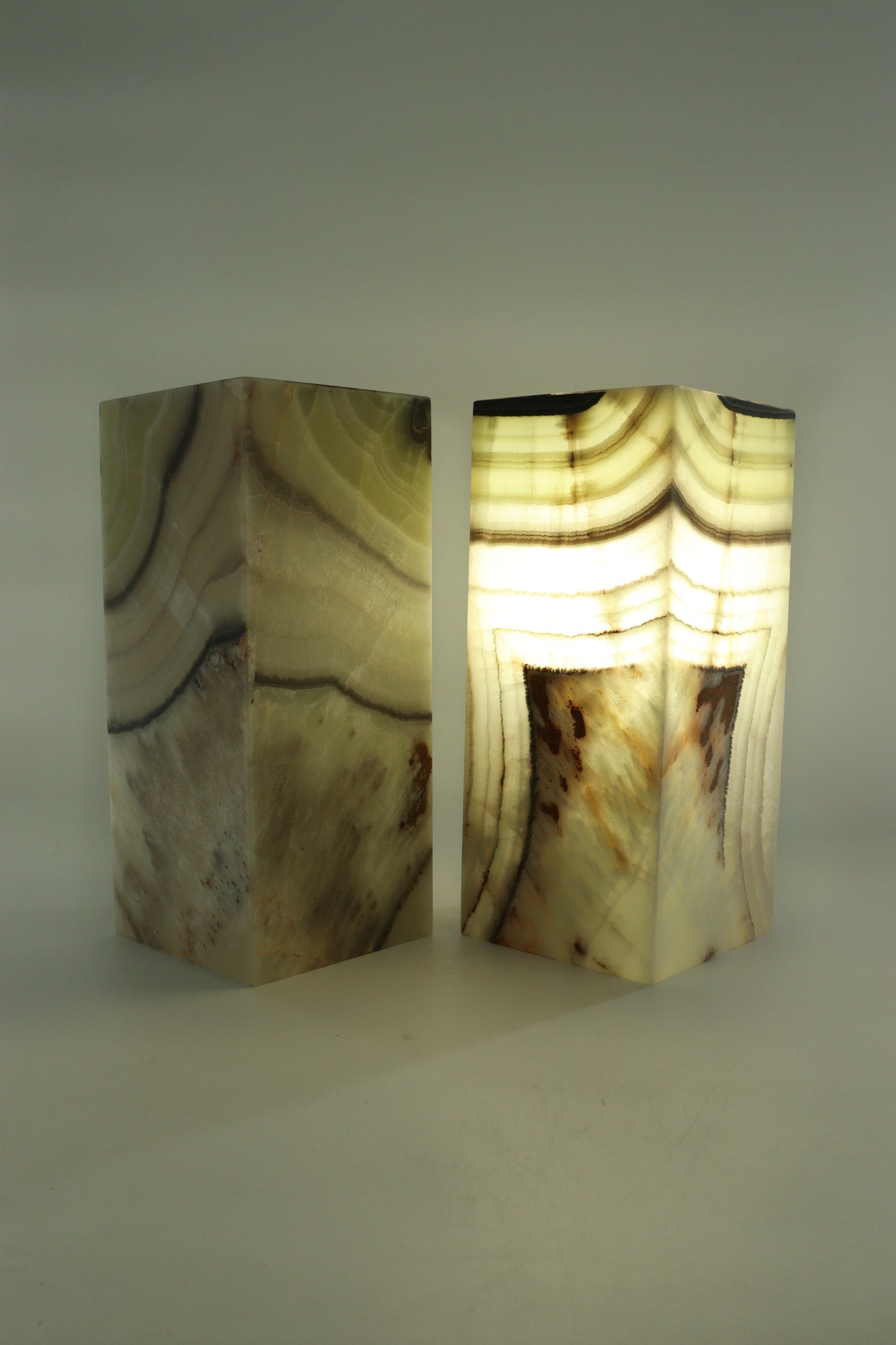 Onyx Lamp Pair - Expert Supplier of Wholesale Crystals & Bulk Gemstones