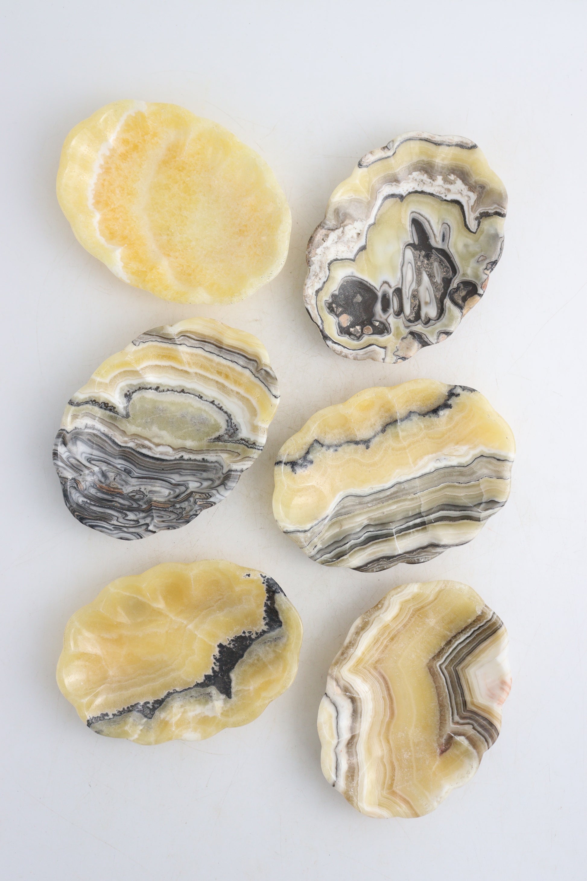 Onyx Oval Flower Dish - Expert Supplier of Wholesale Crystals & Bulk Gemstones
