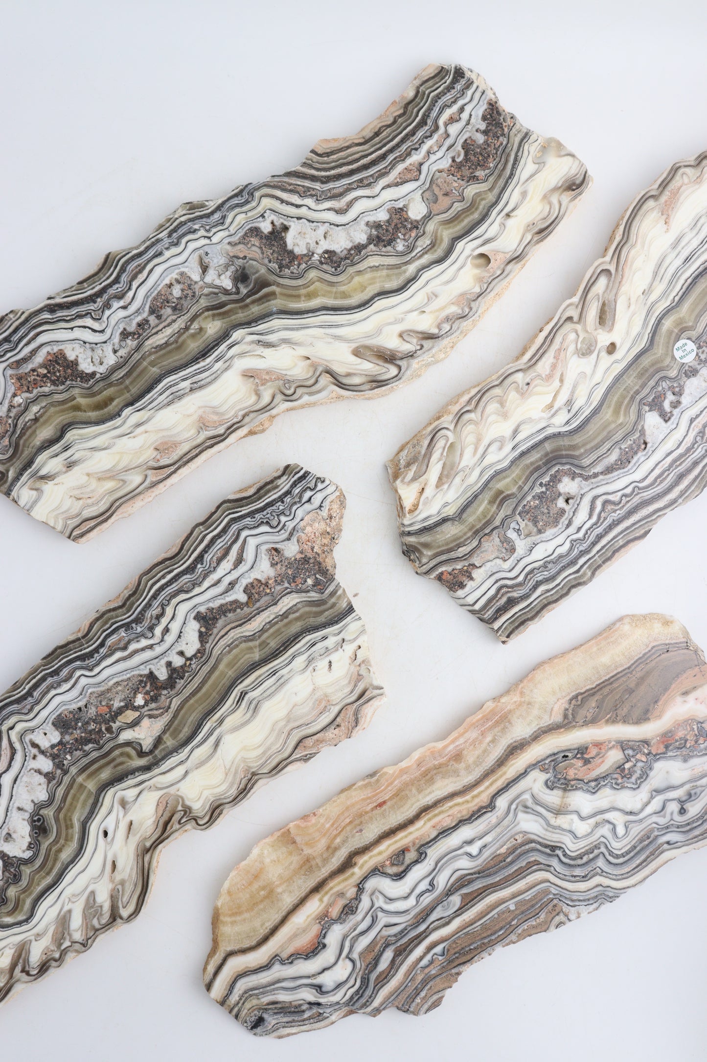 Onyx Slices - Expert Supplier of Wholesale Crystals & Bulk Gemstones