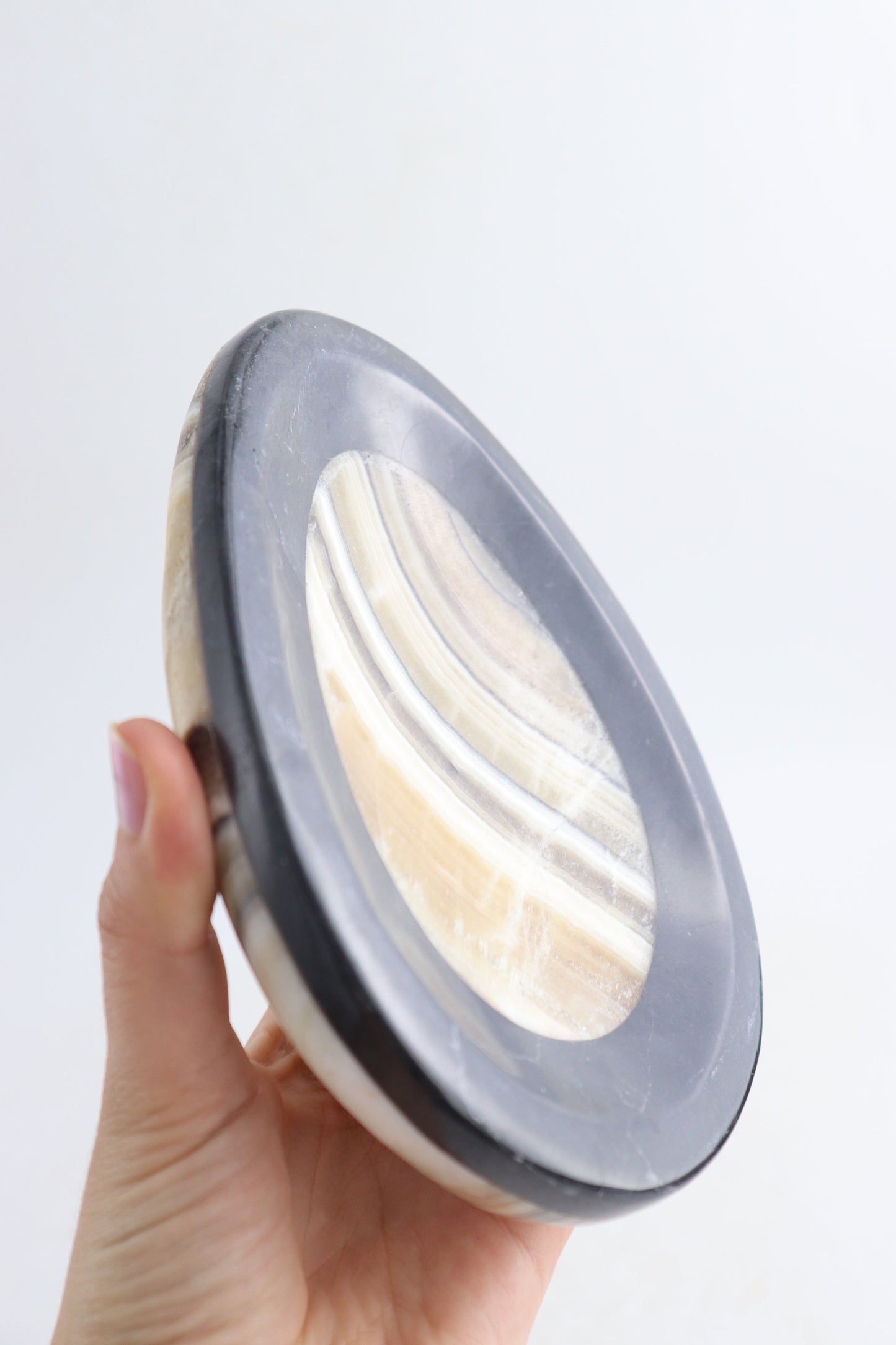 Onyx Small Bowls - Expert Supplier of Wholesale Crystals & Bulk Gemstones