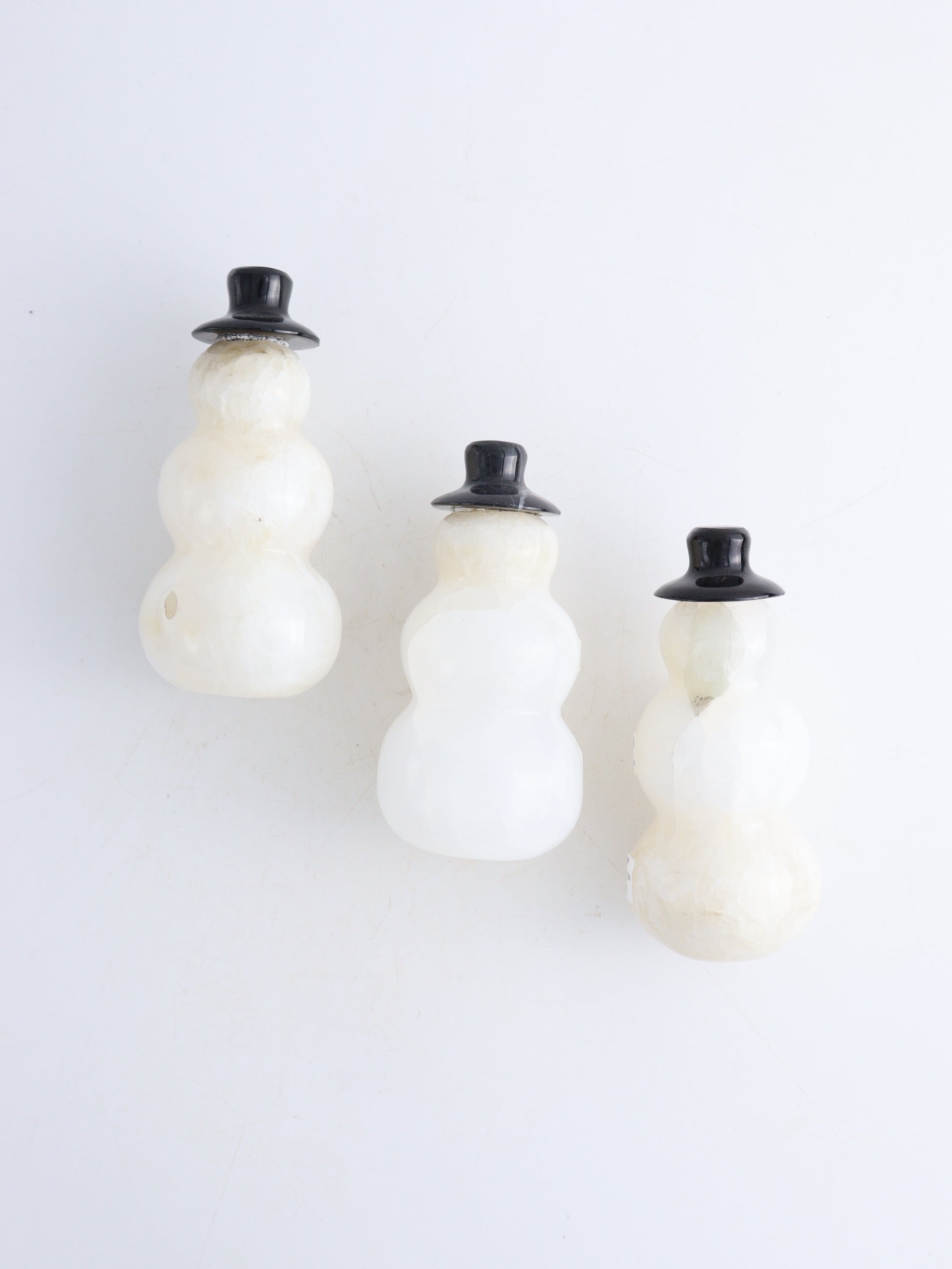 Onyx Snowmen - Expert Wholesale and Supplier of Wholesale Crystals & Bulk Gemstones, ["Mexico","Mixed Carvings","onyx"]