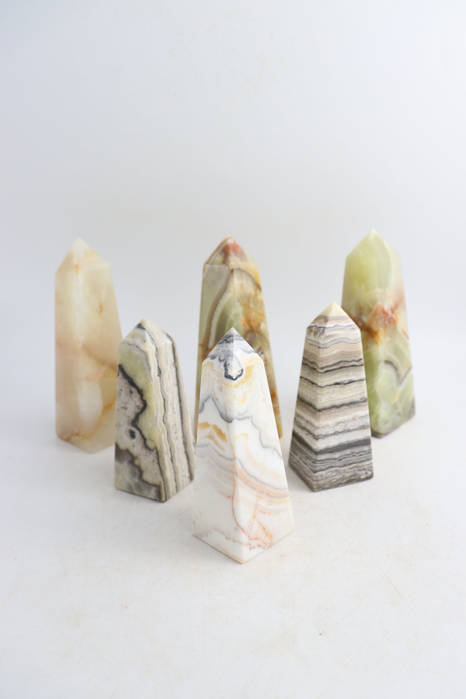 Onyx Towers - Expert Supplier of Wholesale Crystals & Bulk Gemstones