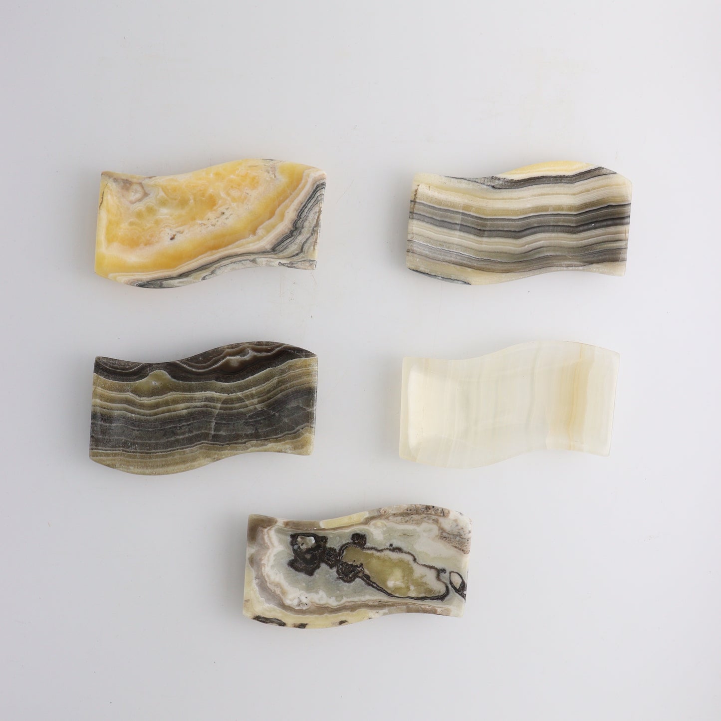 Onyx Wavy Dish - Expert Wholesale and Supplier of Wholesale Crystals & Bulk Gemstones, ["Bowls","Mexico","onyx"]