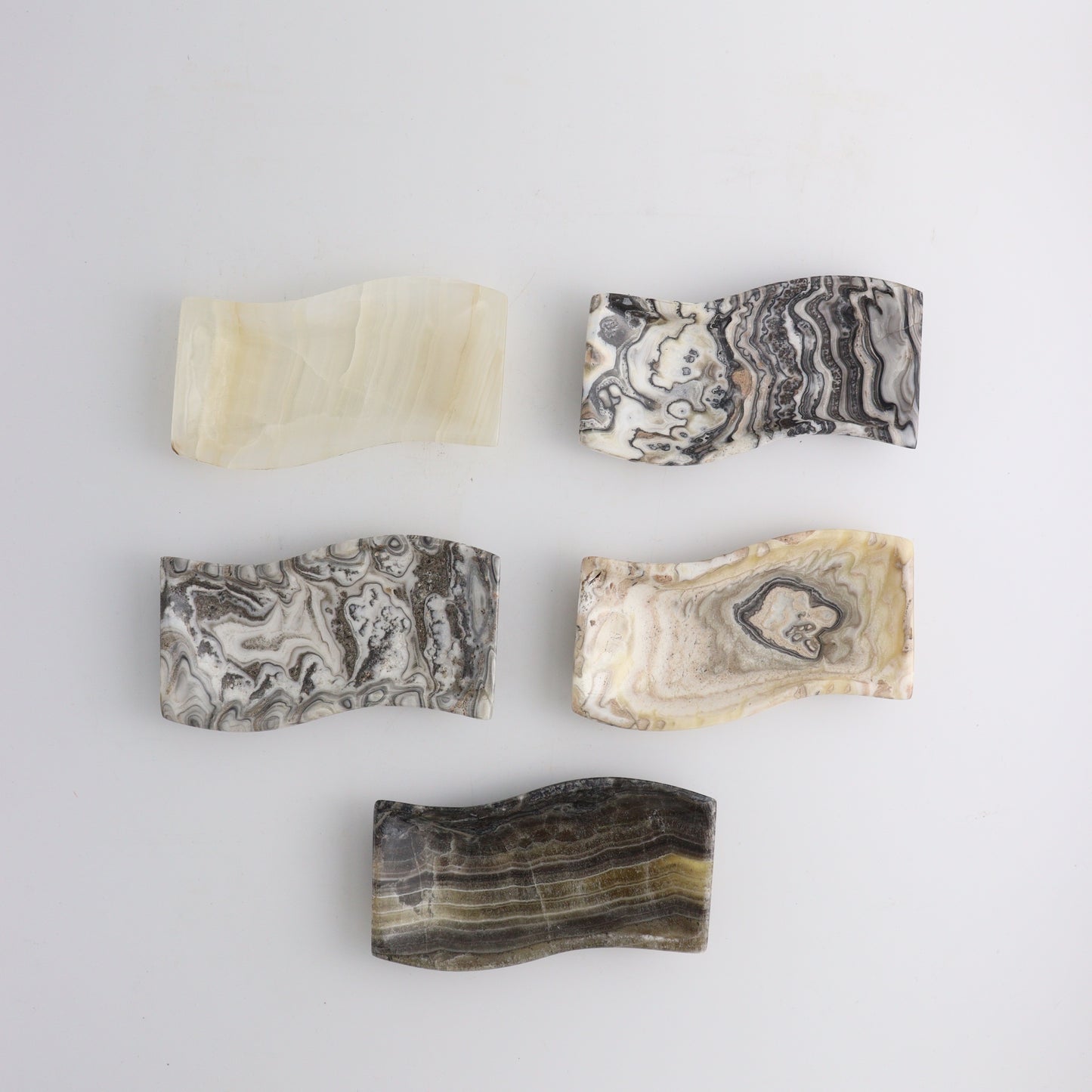Onyx Wavy Dish - Expert Wholesale and Supplier of Wholesale Crystals & Bulk Gemstones, ["Bowls","Mexico","onyx"]