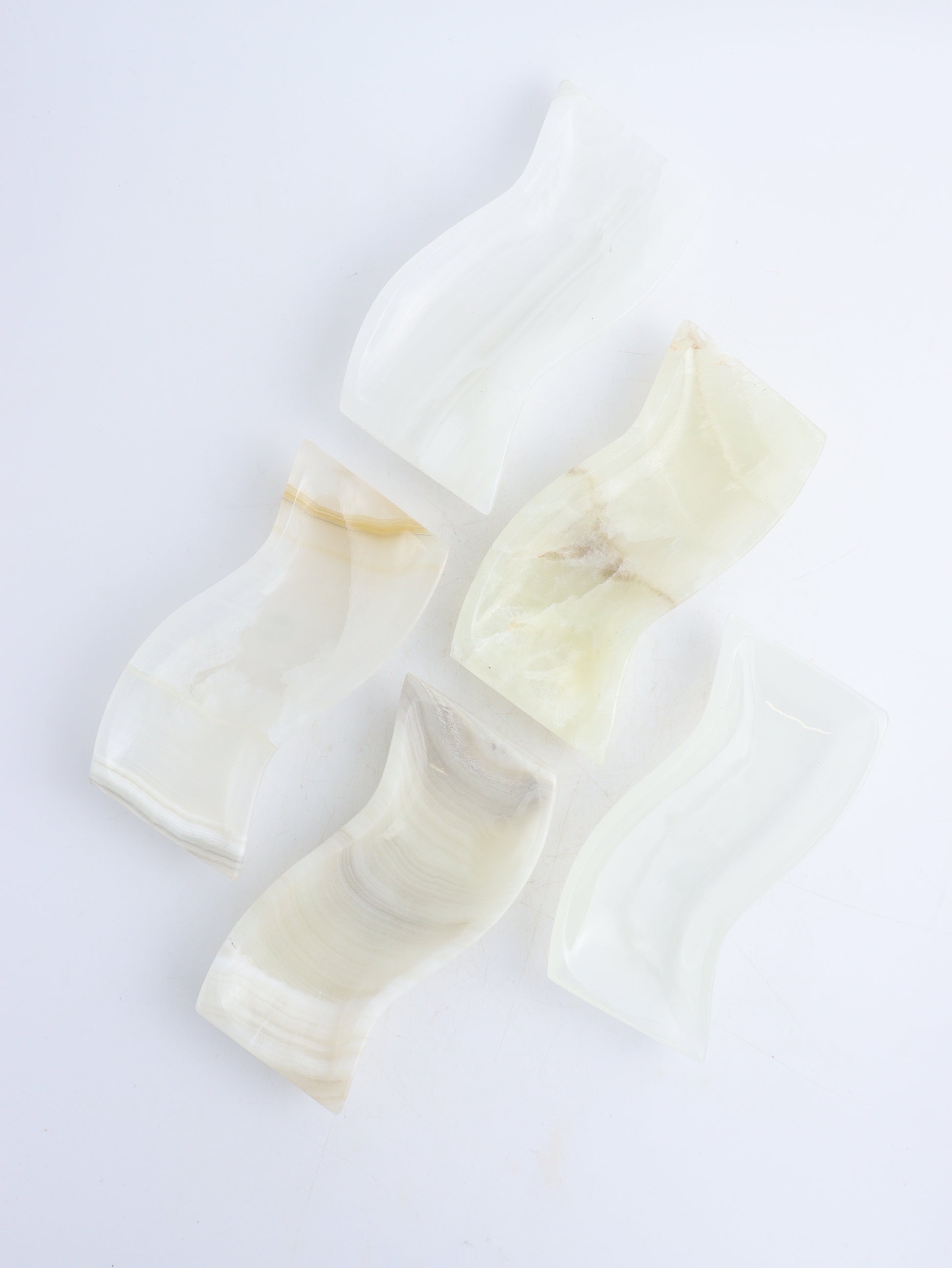 Onyx Wavy Plates - Expert Wholesale and Supplier of Wholesale Crystals & Bulk Gemstones, ["Mexico","onyx","plate"]