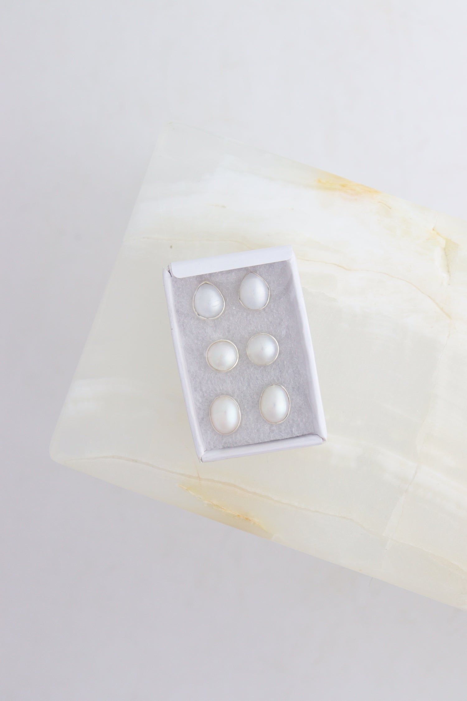 Pearl Earring Studs - Expert Wholesale and Supplier of Wholesale Crystals & Bulk Gemstones, ["earrings","India","Jewelry","pearl"]