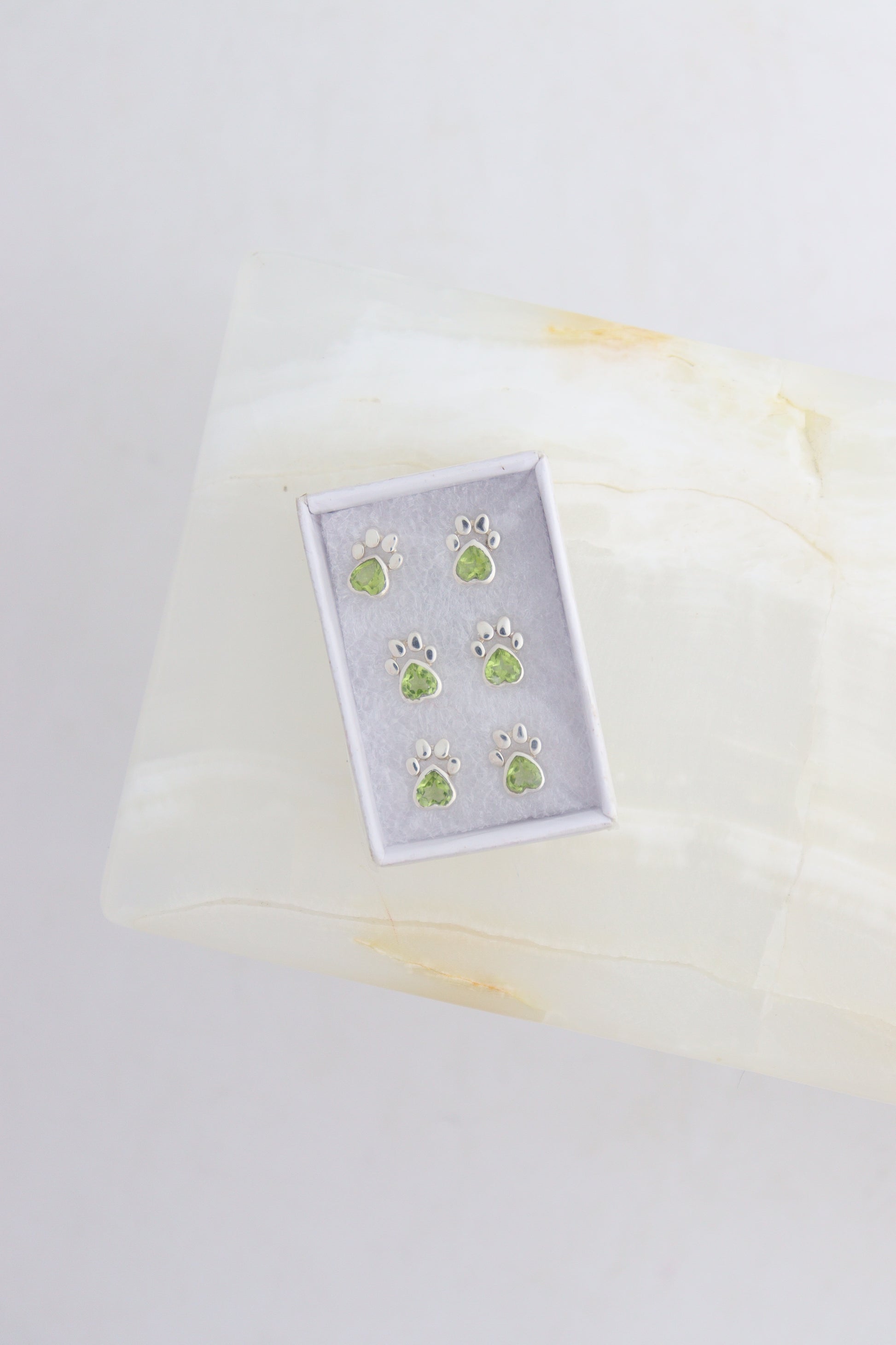 "Paw" Peridot Earring Studs - Mi Esperanza Minerals