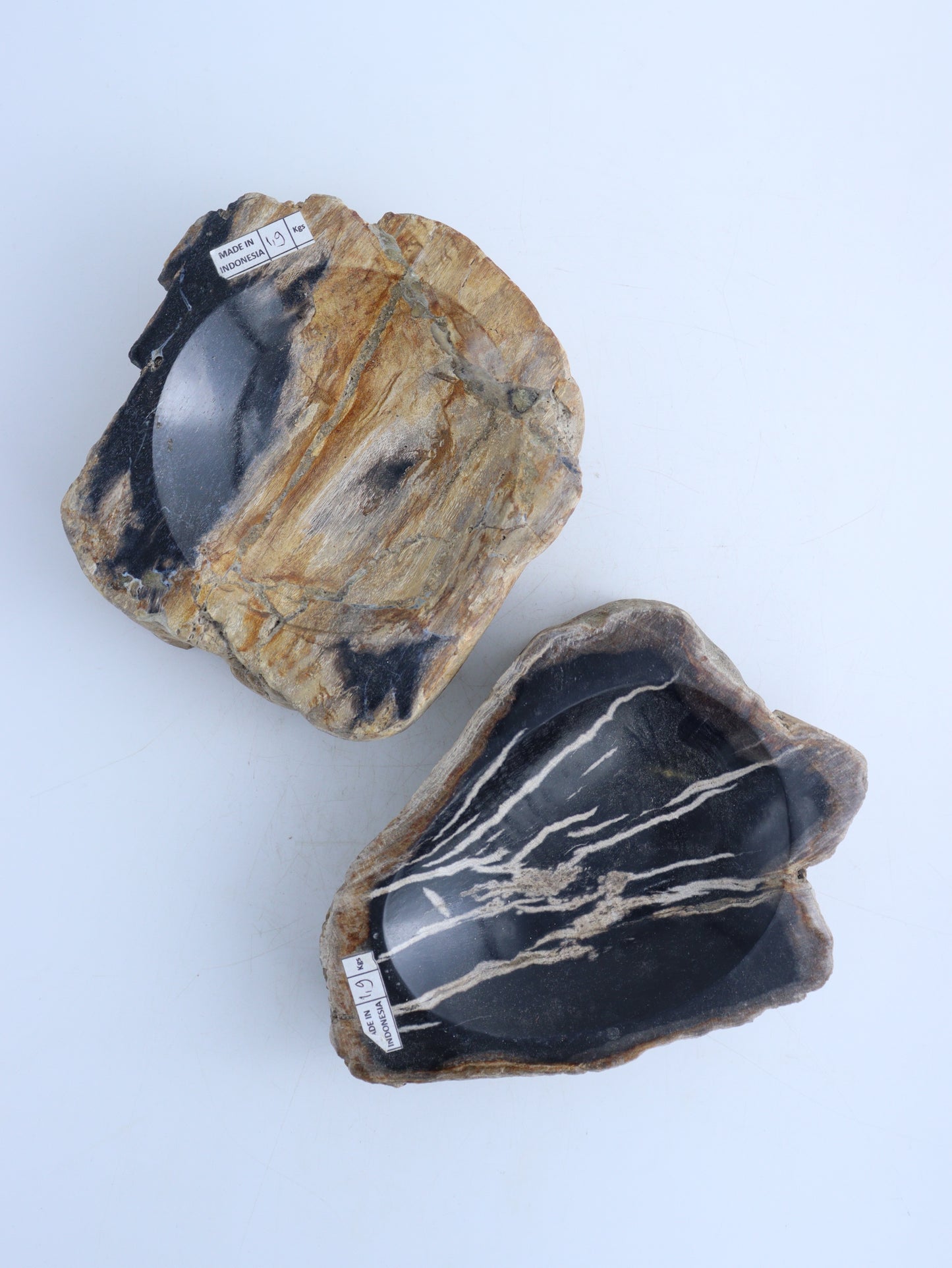 Petrified Wood Bowls - Expert Wholesale and Supplier of Wholesale Crystals & Bulk Gemstones, ["Bowls","Petrified Wood"]