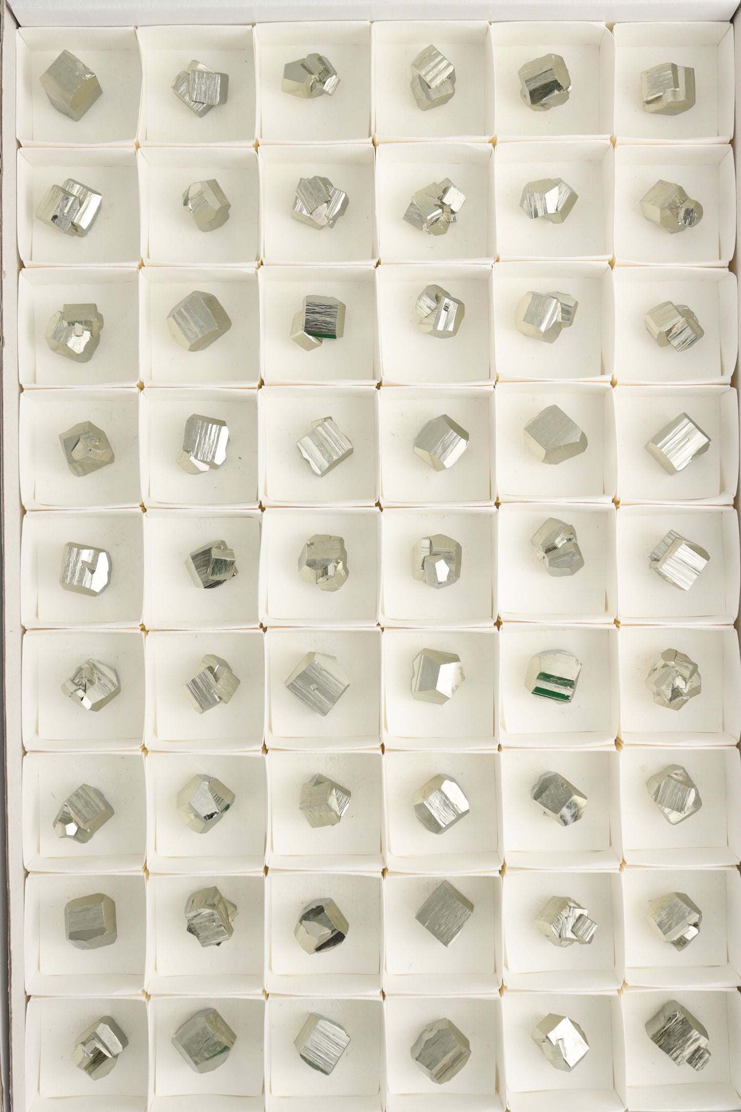 Pyrite Cubes Flat - Expert Supplier of Wholesale Crystals & Bulk Gemstones