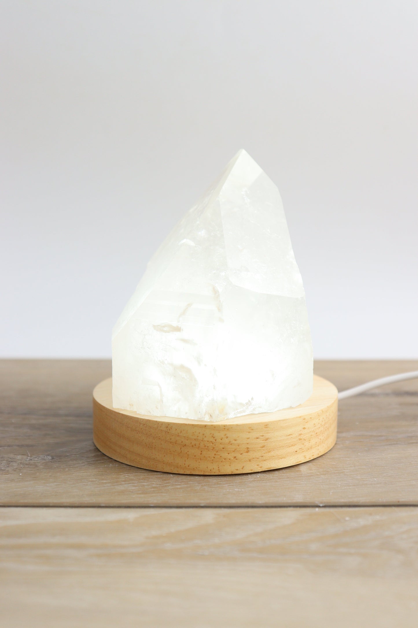 Quartz Towers With LED Lamp - Expert Supplier of Wholesale Crystals & Bulk Gemstones