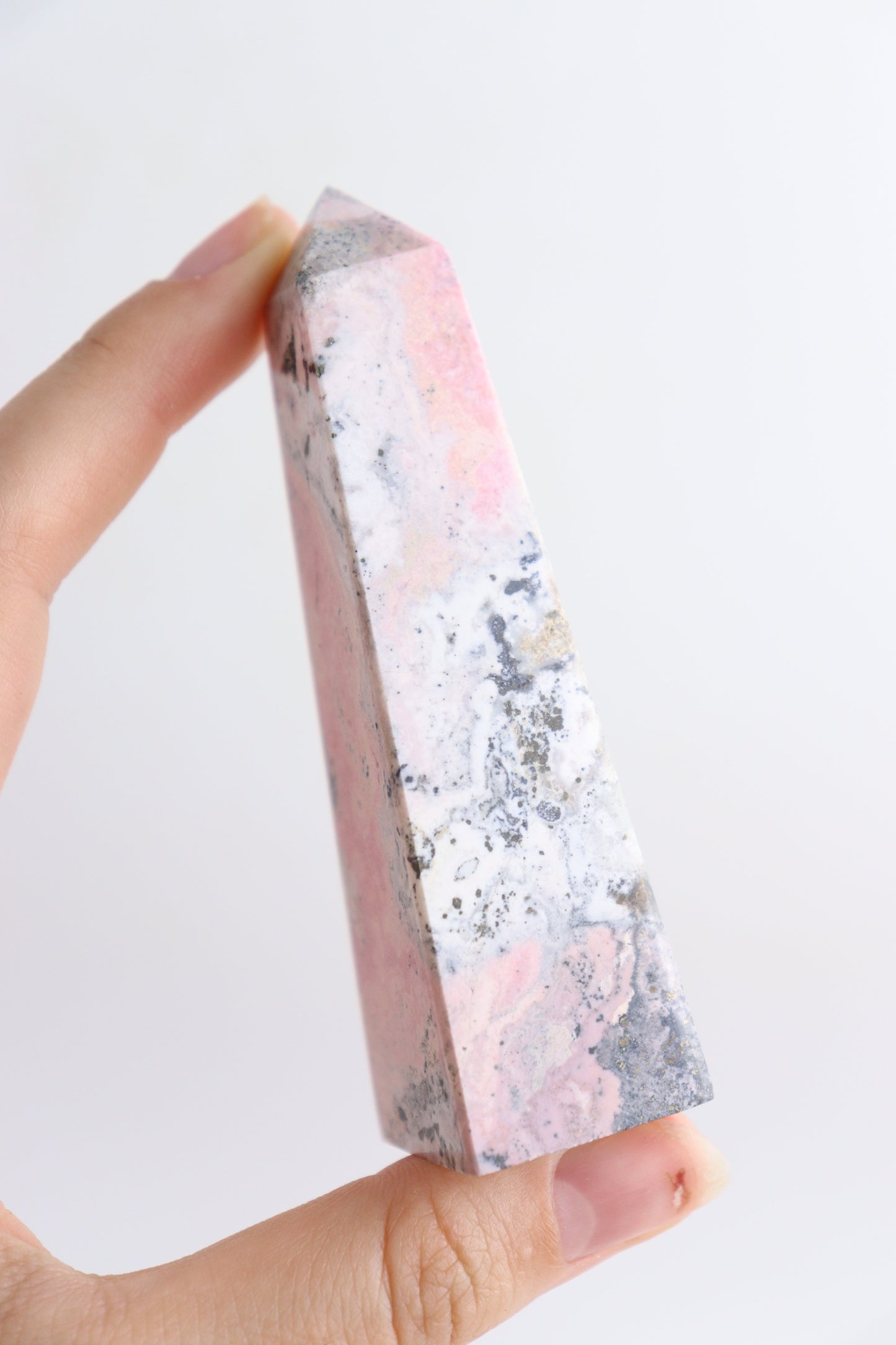 Rhodonite Towers - Expert Supplier of Wholesale Crystals & Bulk Gemstones