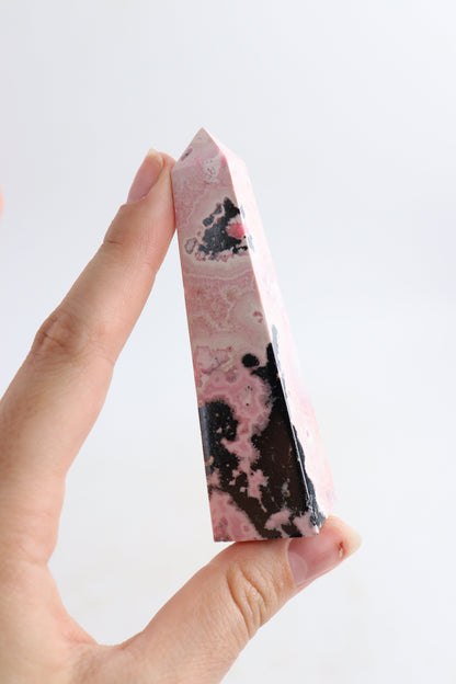 Rhodonite Towers - Expert Supplier of Wholesale Crystals & Bulk Gemstones