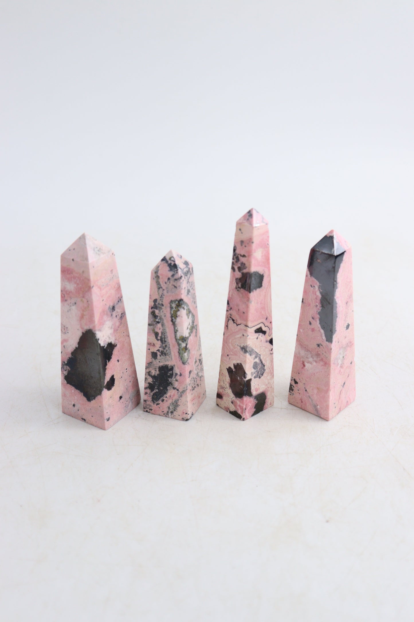 Rhodonite Towers - Expert Supplier of Wholesale Crystals & Bulk Gemstones