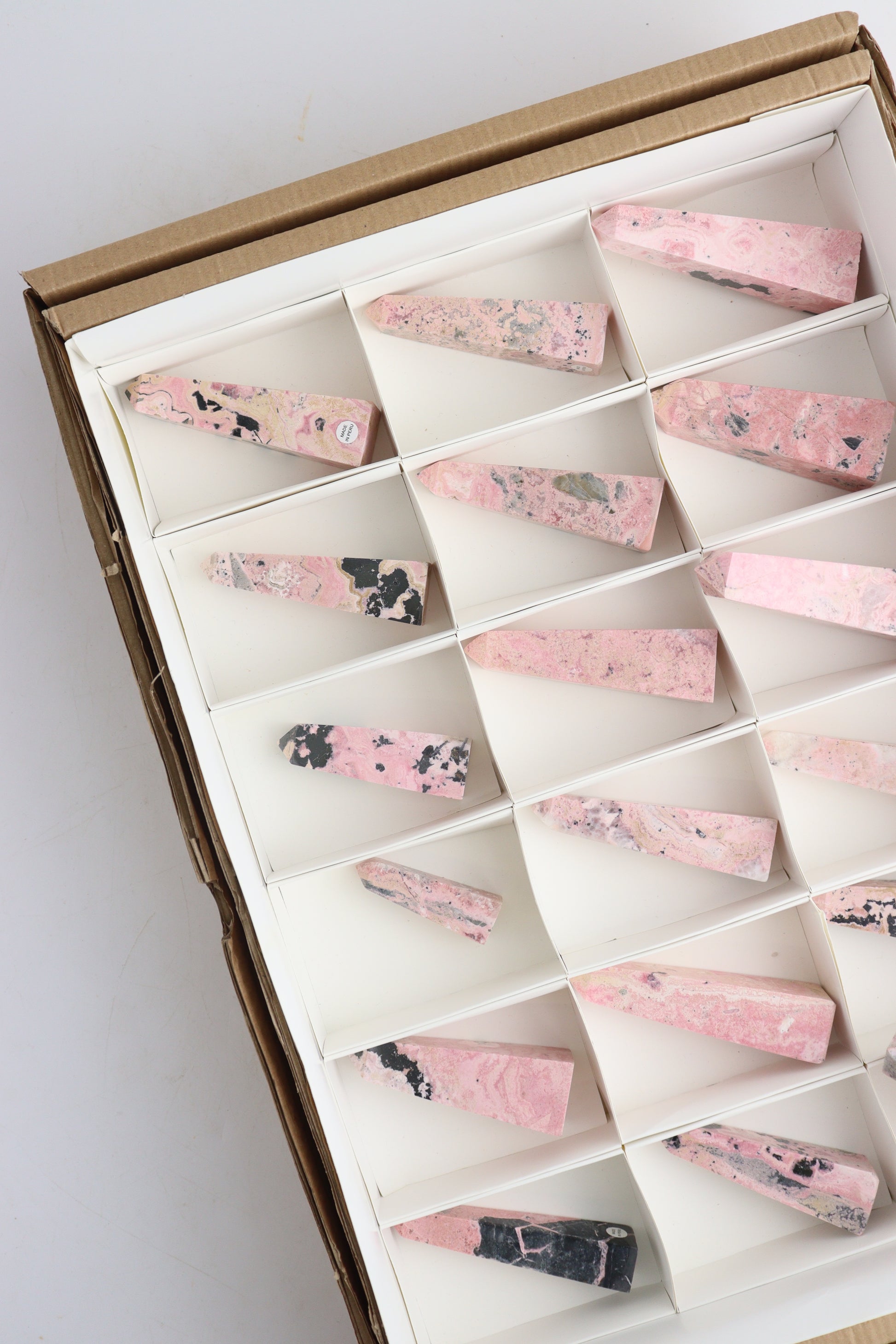 Rhodonite Towers - Expert Supplier of Wholesale Crystals & Bulk Gemstones