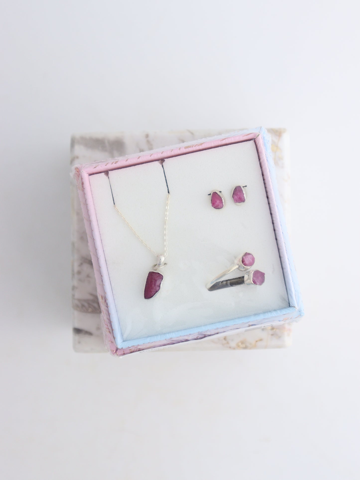 Ruby Jewelry Set - Expert Wholesale and Supplier of Wholesale Crystals & Bulk Gemstones, ["earrings","Jewelry","Pendant","Ring","rings","Ruby"]