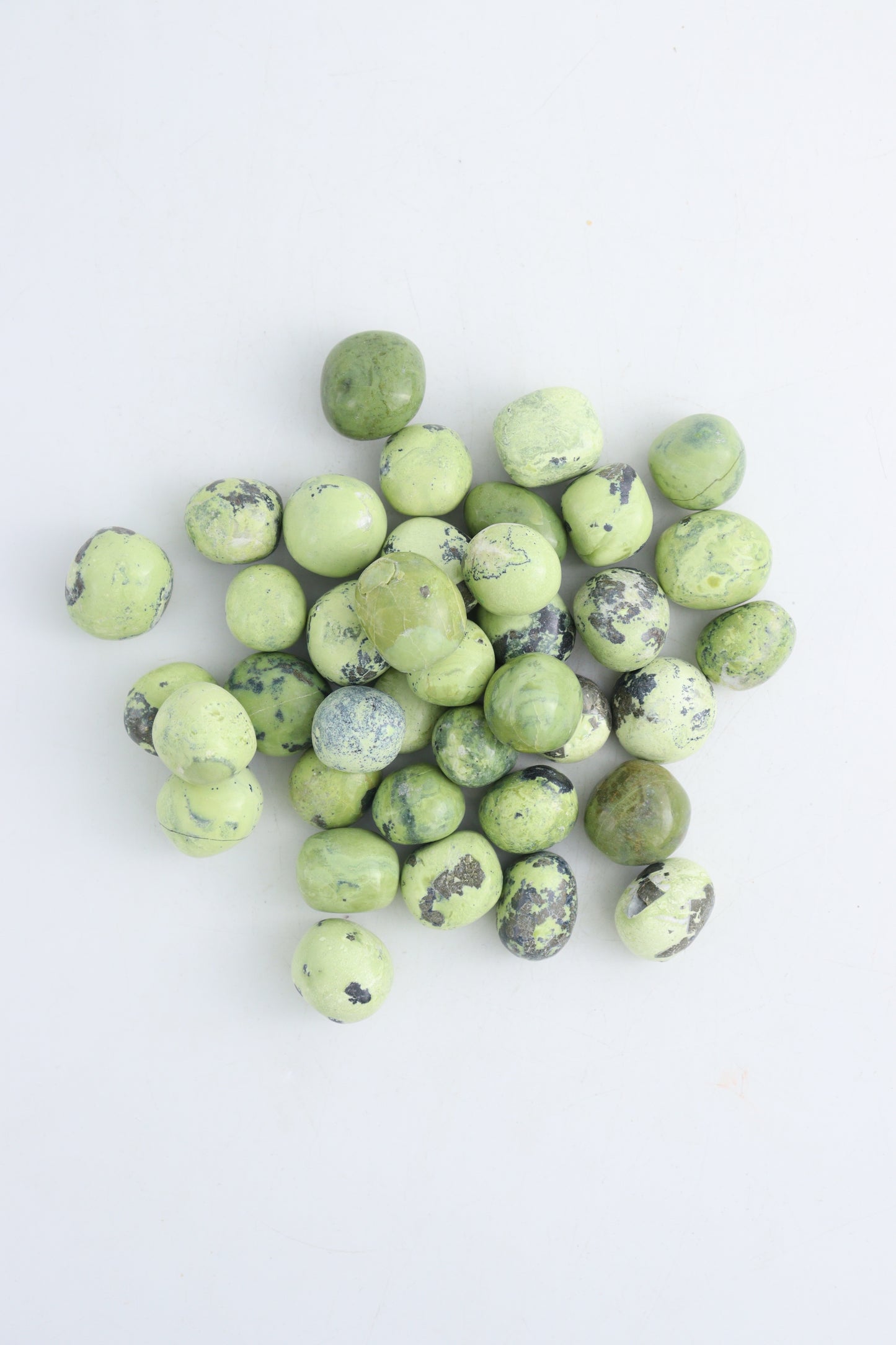 Serpentine Tumbles - Expert Wholesale and Supplier of Wholesale Crystals & Bulk Gemstones, ["serpentine","Tumbles"]