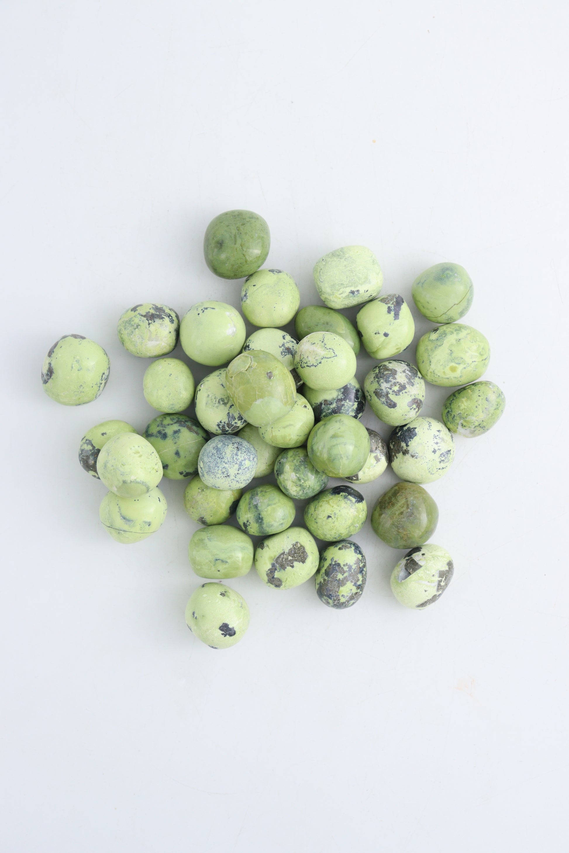 Serpentine Tumbles - Expert Wholesale and Supplier of Wholesale Crystals & Bulk Gemstones, ["serpentine","Tumbles"]
