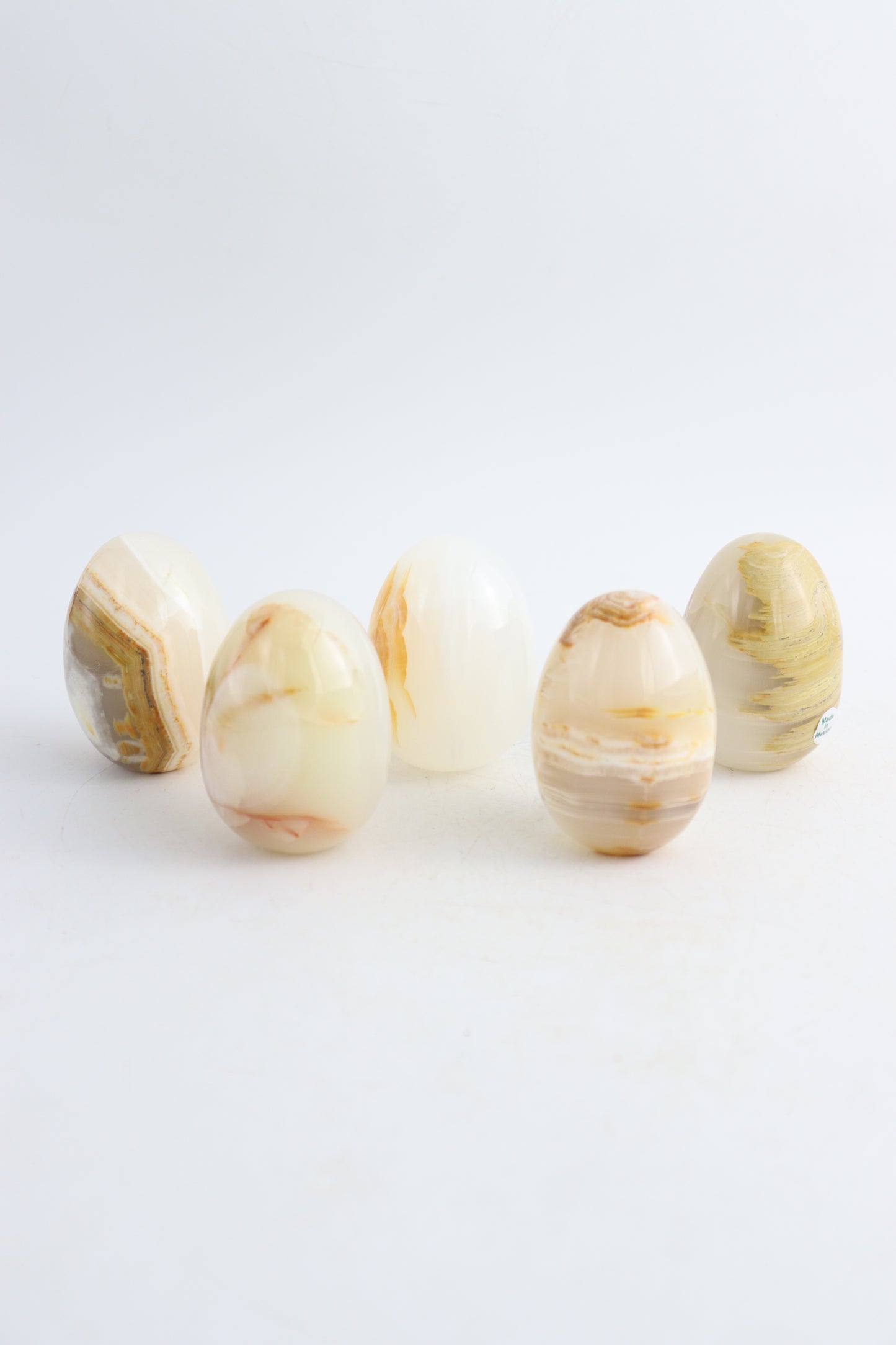 One - Standing Onyx Egg - Expert Wholesale and Supplier of Wholesale Crystals & Bulk Gemstones, ["Eggs","Mexico","onyx"]