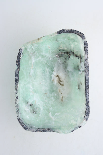 Fluorite Bowl - Expert Supplier of Wholesale Crystals & Bulk Gemstones