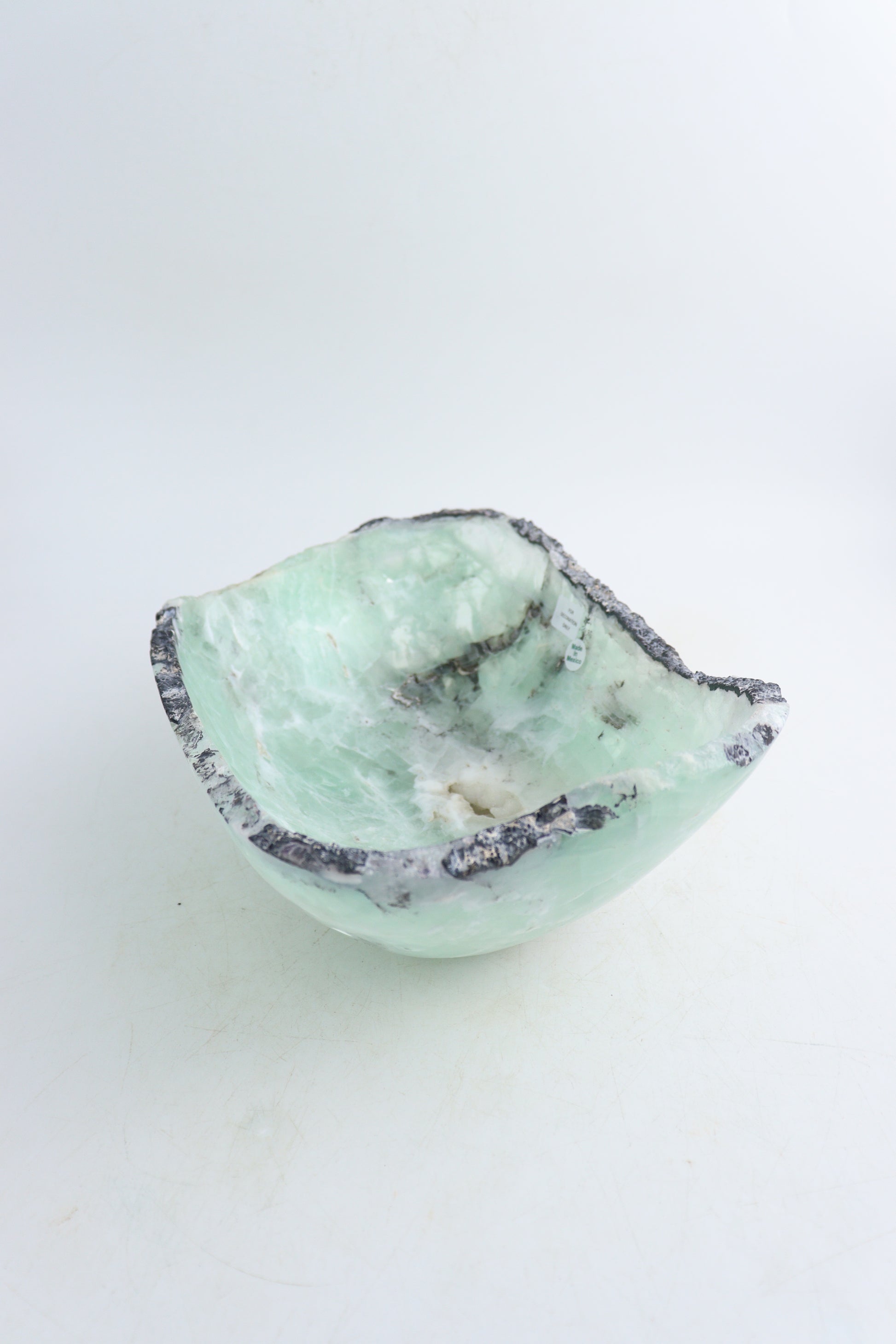 Fluorite Bowl - Expert Supplier of Wholesale Crystals & Bulk Gemstones