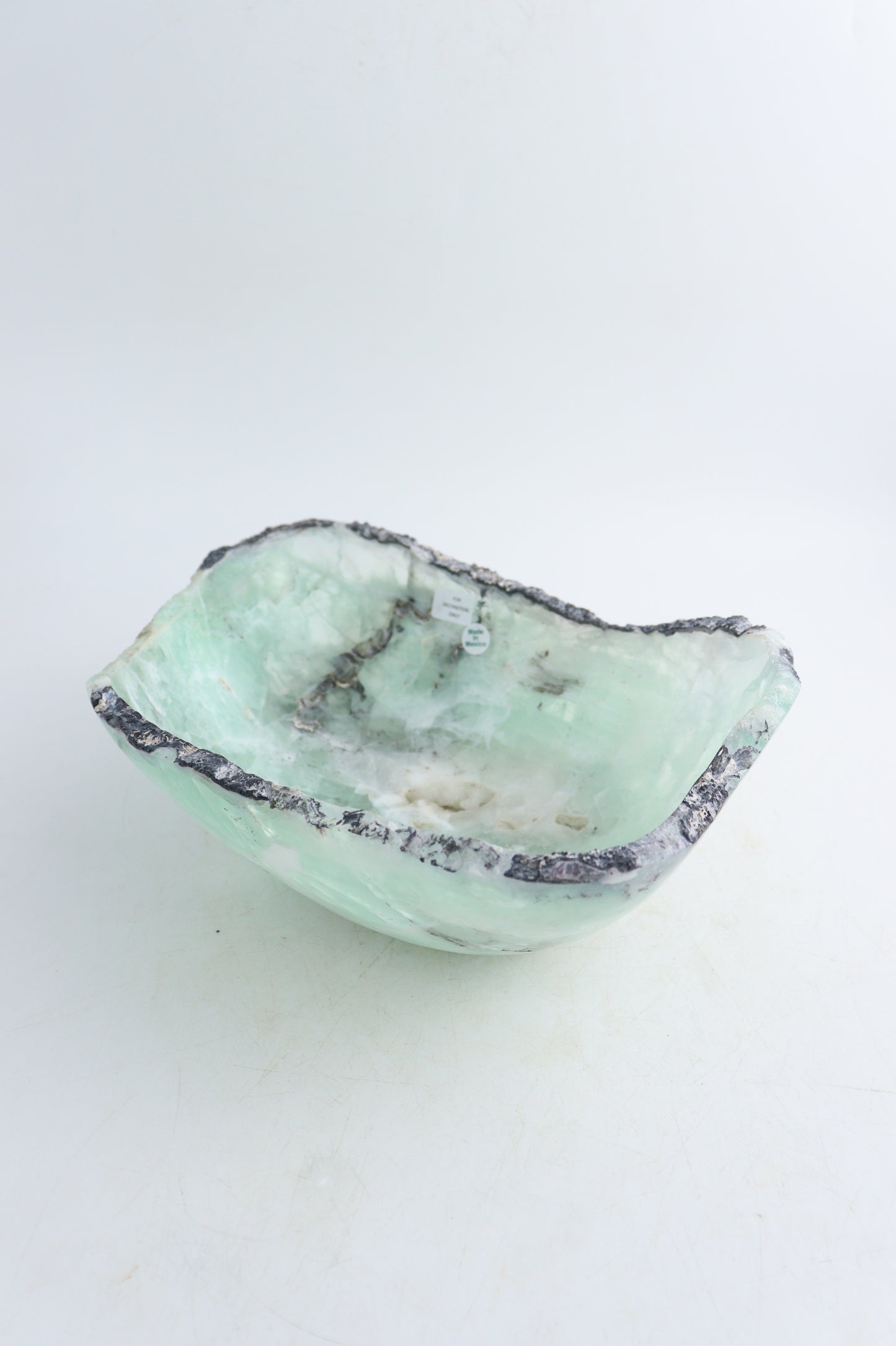 Fluorite Bowl - Expert Supplier of Wholesale Crystals & Bulk Gemstones