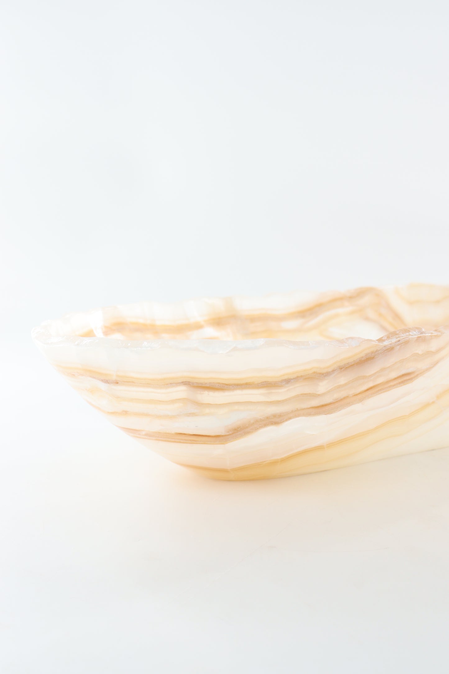 Onyx Bowl Canoe - Expert Supplier of Wholesale Crystals & Bulk Gemstones
