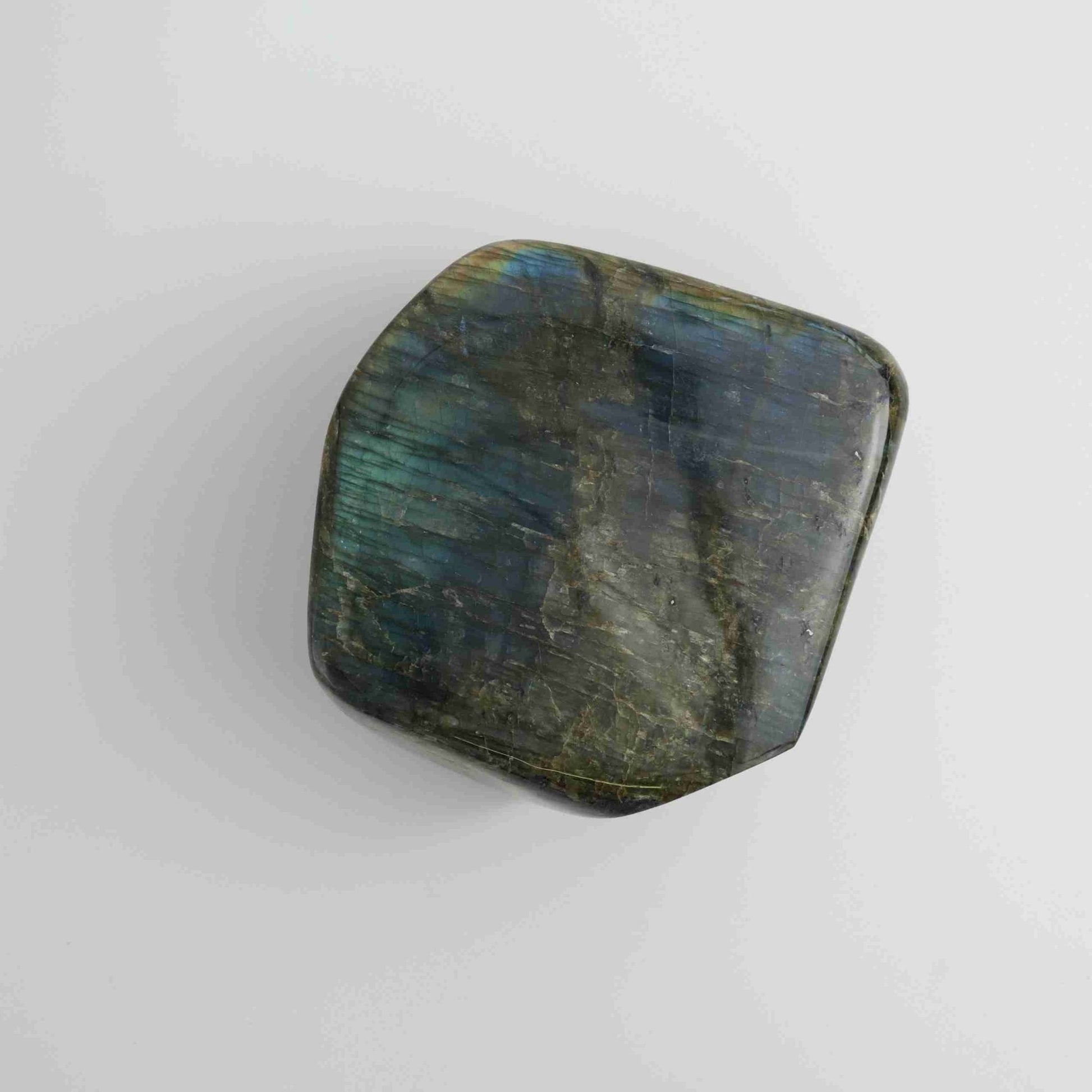 Labradorite Freeform - Expert Supplier of Wholesale Crystals & Bulk Gemstones