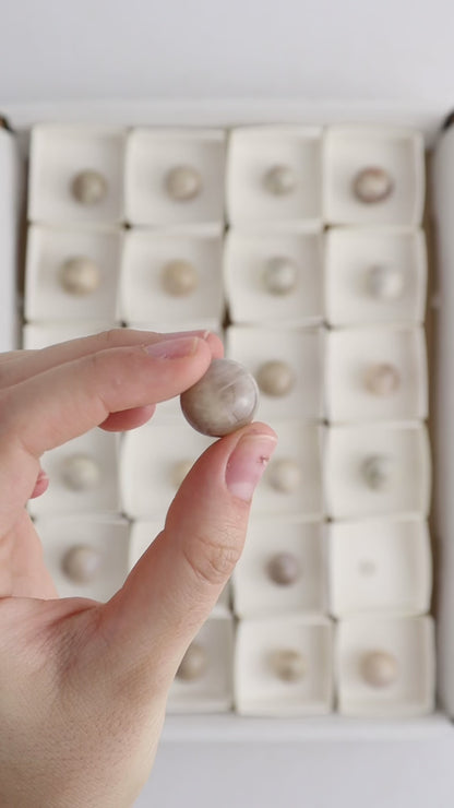 Sunstone and Moonstone Spheres