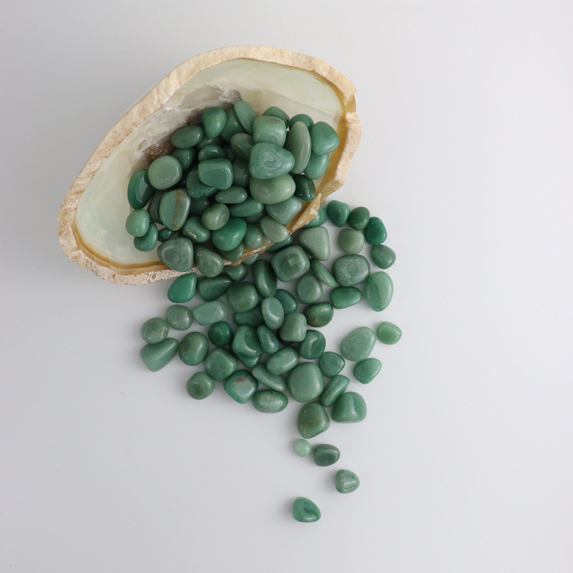 1 kg Green Aventurine Tumbles - Mi Esperanza Minerals