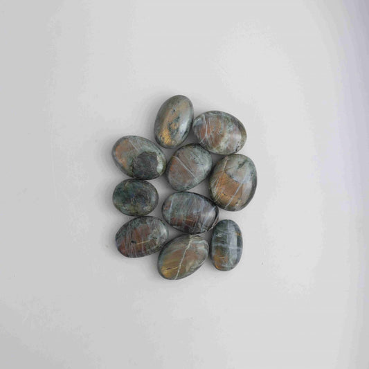 1kg Labradorite Light Palm Stone - Expert Wholesale and Supplier of Wholesale Crystals & Bulk Gemstones, []