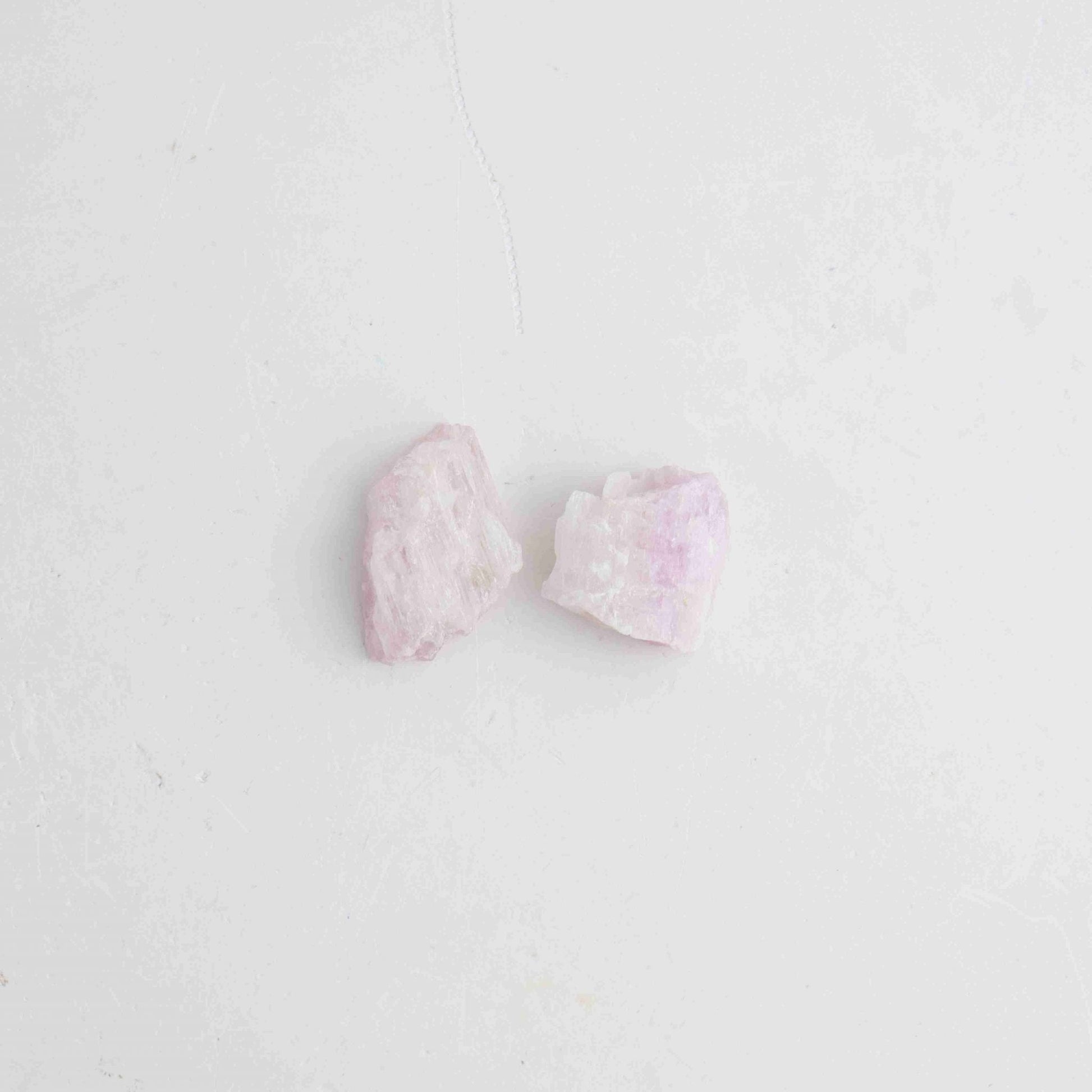 Kunzite - Expert Wholesale and Supplier of Wholesale Crystals & Bulk Gemstones, ["Kunzite","Rough"]