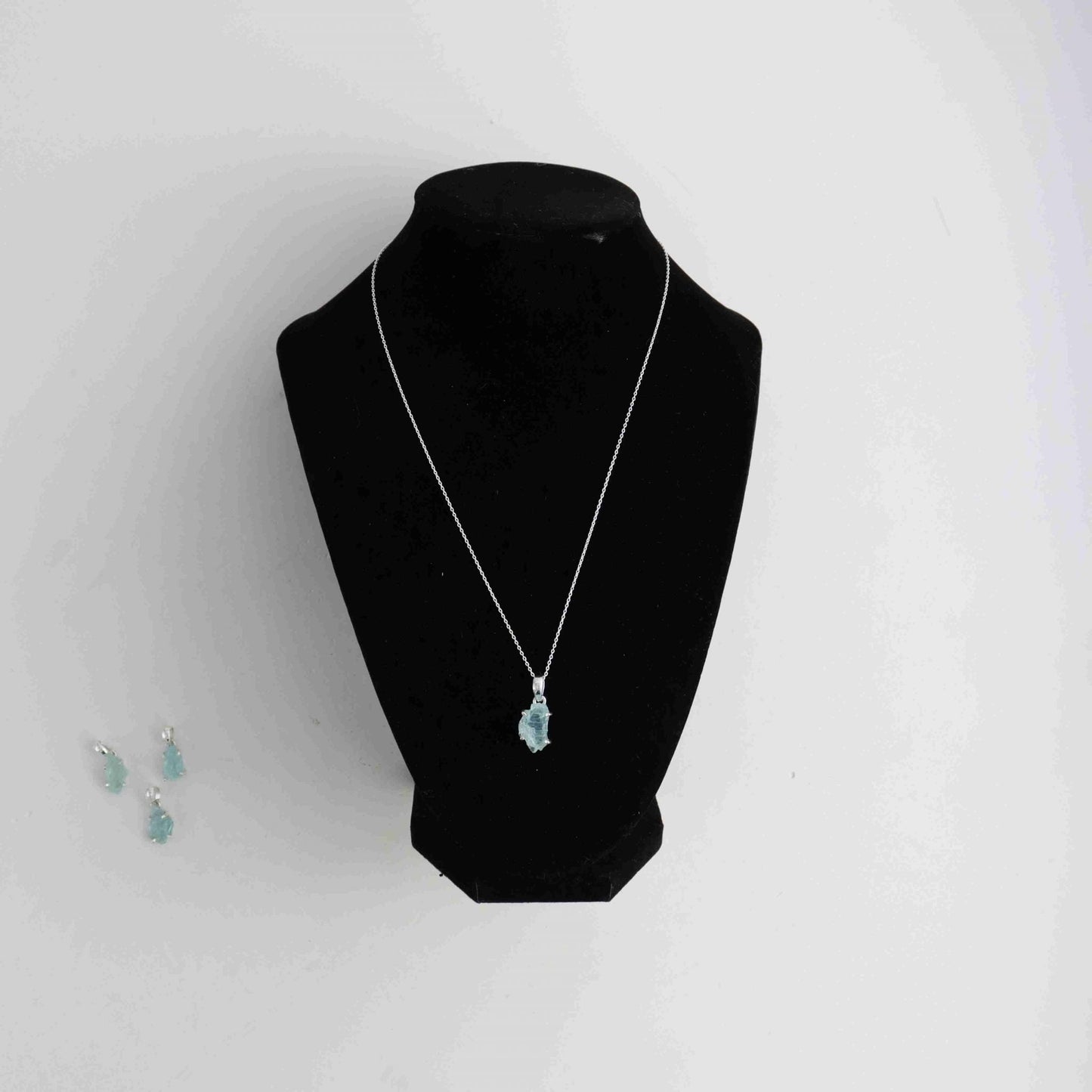 Rough Aquamarine Pendant Set of 4 - Expert Wholesale and Supplier of Wholesale Crystals & Bulk Gemstones, ["Jewelry"]
