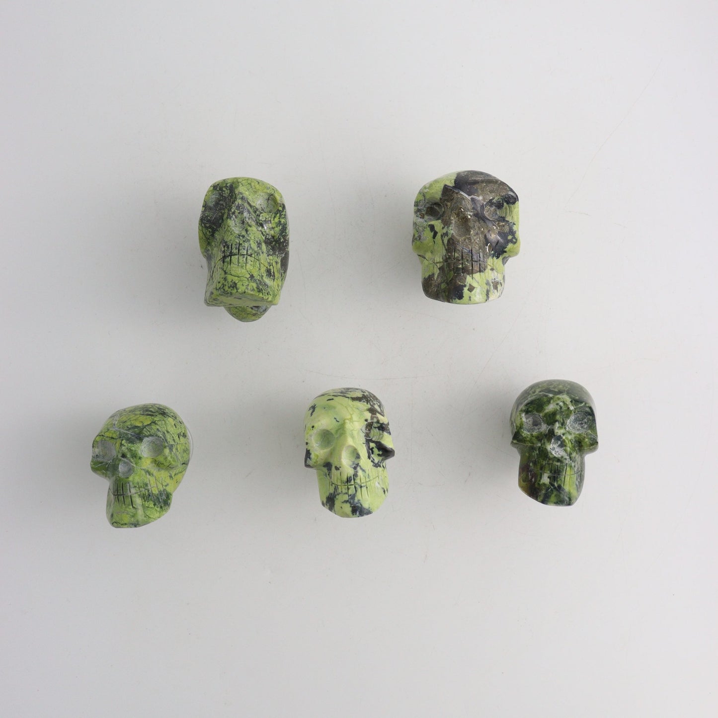 Serpentine Skulls - Expert Wholesale and Supplier of Wholesale Crystals & Bulk Gemstones, ["Mixed Carvings","Peru"]