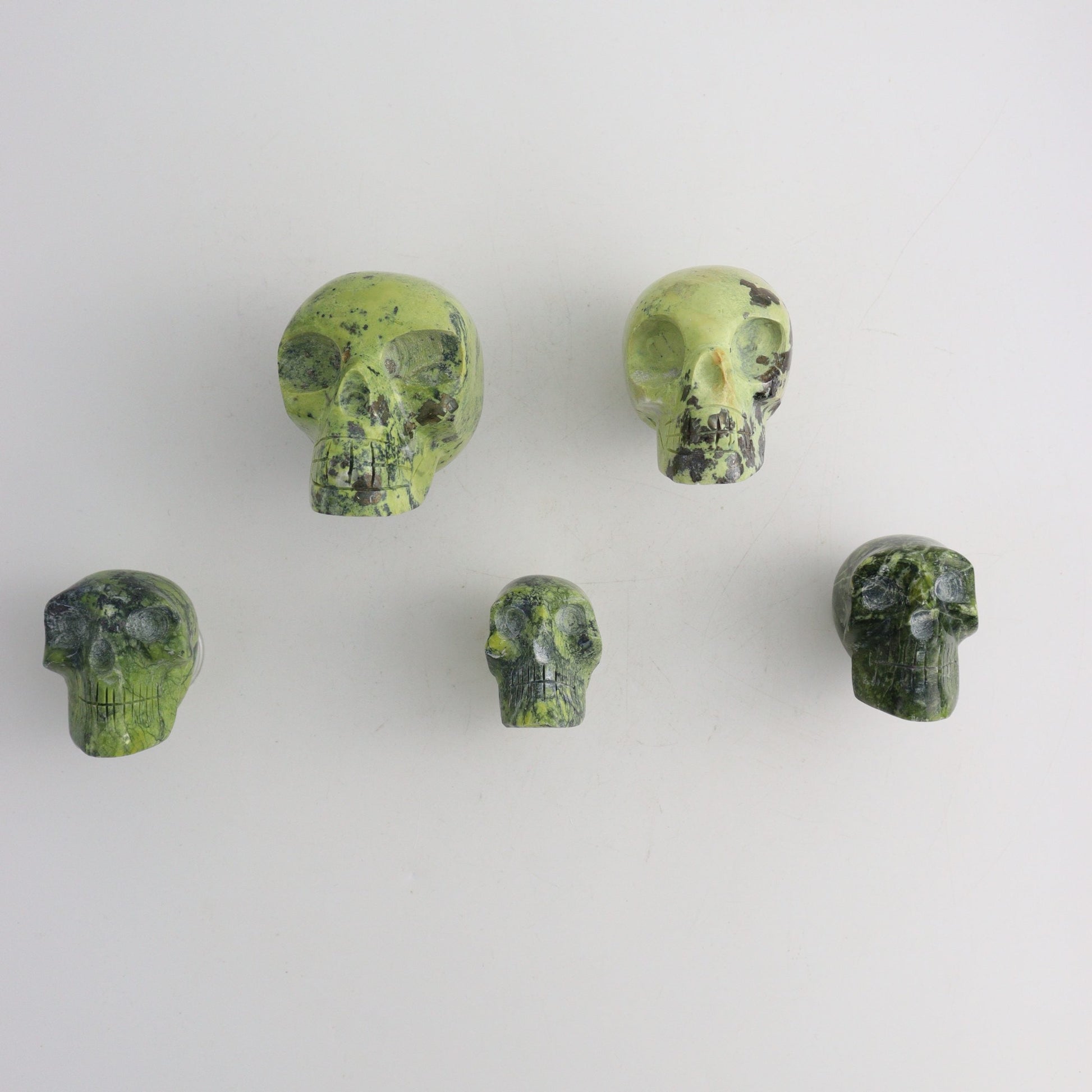 Serpentine Skulls - Expert Wholesale and Supplier of Wholesale Crystals & Bulk Gemstones, ["Mixed Carvings","Peru"]