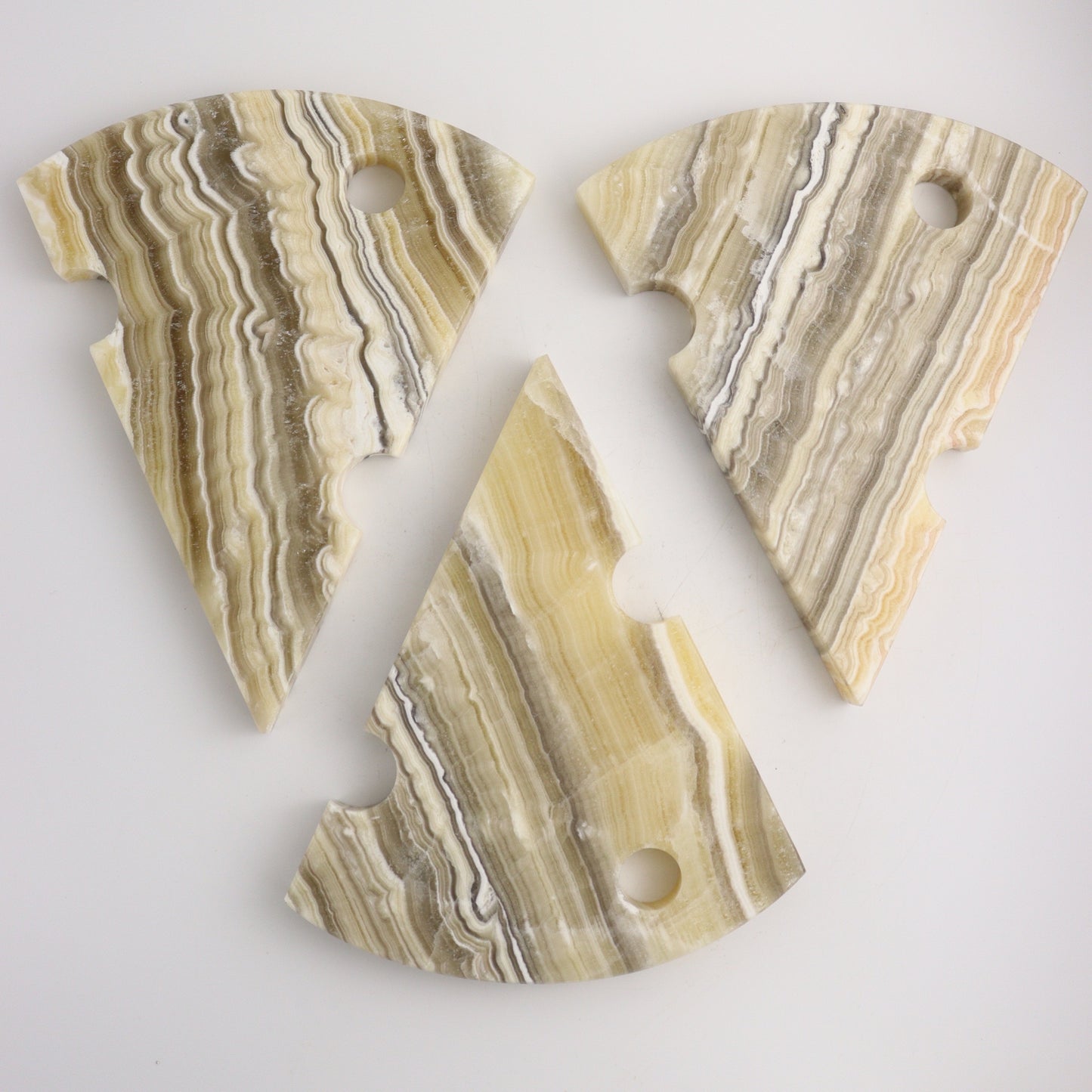 ONE Zebra Onyx Cheese Board - Expert Wholesale and Supplier of Wholesale Crystals & Bulk Gemstones, ["Mexico","Mixed Carvings","Onyx"]