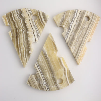ONE Zebra Onyx Cheese Board - Expert Wholesale and Supplier of Wholesale Crystals & Bulk Gemstones, ["Mexico","Mixed Carvings","Onyx"]